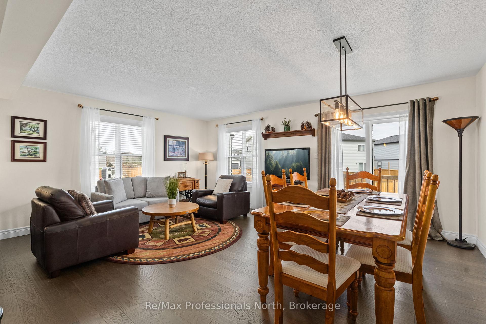 Photo 18 of 160 Daffodil Court, Gravenhurst, Muskoka (S) — HOMEH
