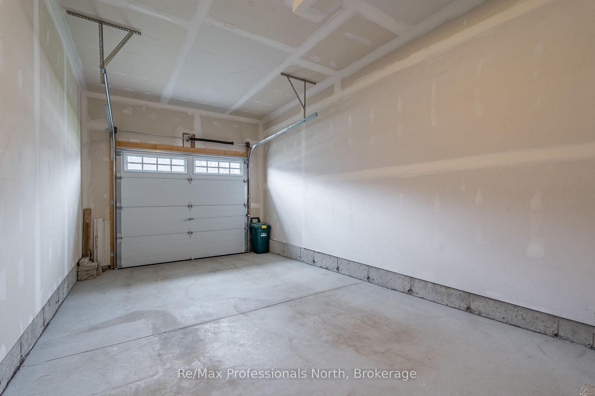 Photo 31 of 160 Daffodil Court, Gravenhurst, Muskoka (S) — HOMEH