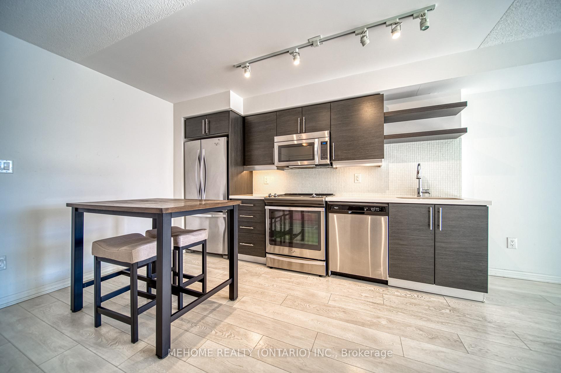 Photo 11 of Unit 822, 400 Adelaide Street E, Toronto, Moss Park — HOMEH
