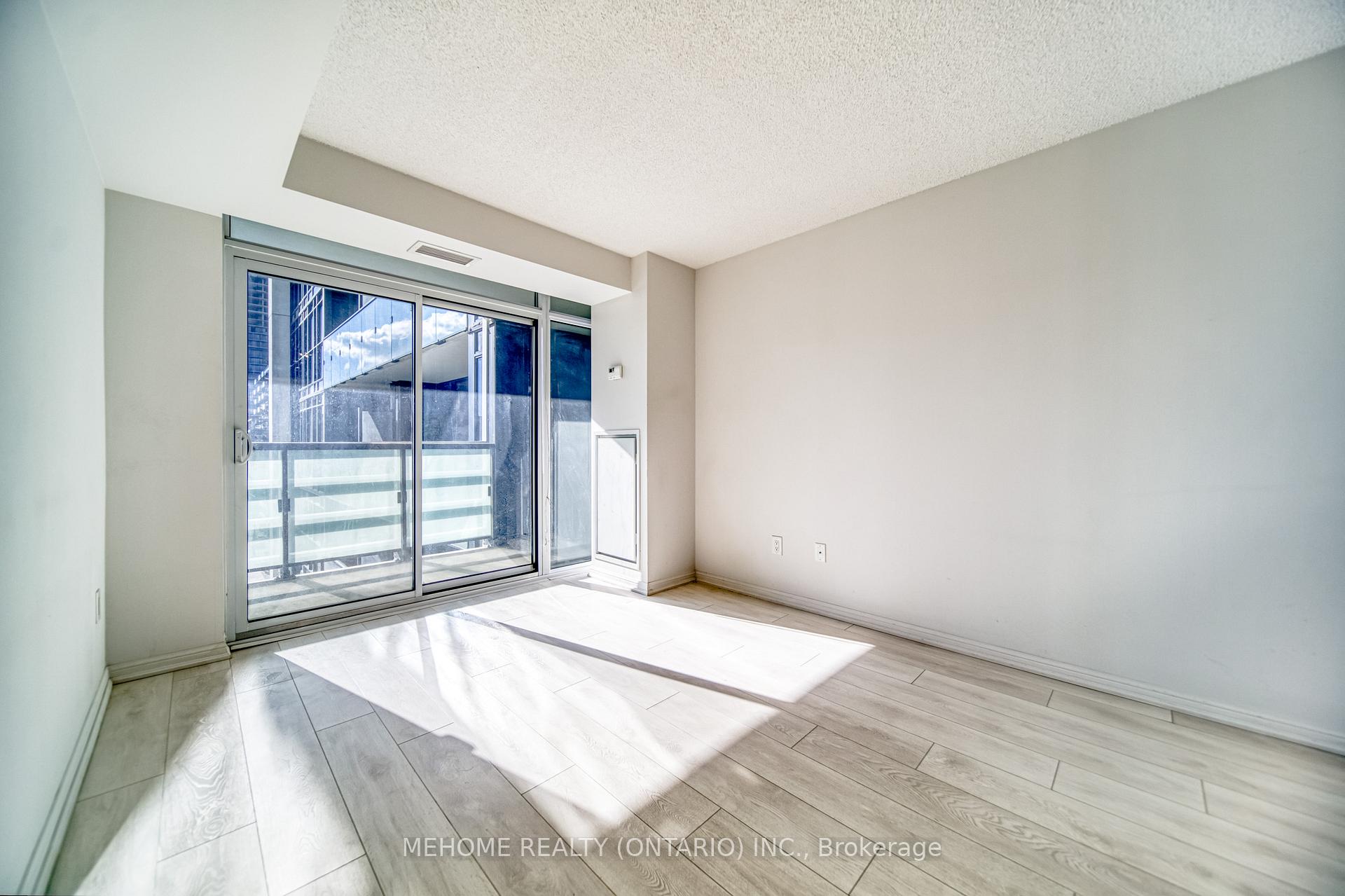 Photo 14 of Unit 822, 400 Adelaide Street E, Toronto, Moss Park — HOMEH