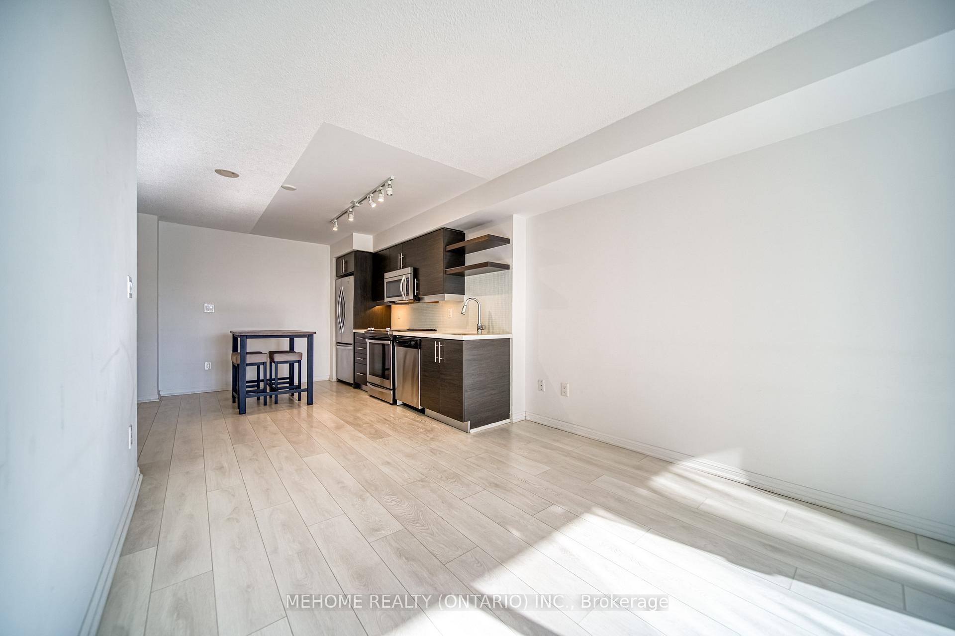 Photo 16 of Unit 822, 400 Adelaide Street E, Toronto, Moss Park — HOMEH