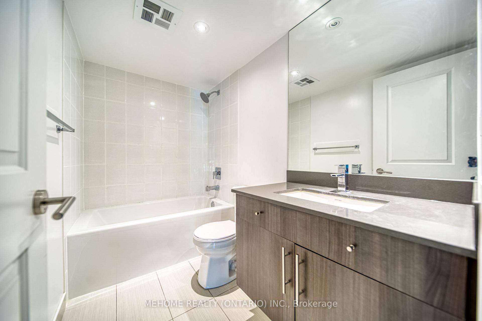 Photo 23 of Unit 822, 400 Adelaide Street E, Toronto, Moss Park — HOMEH