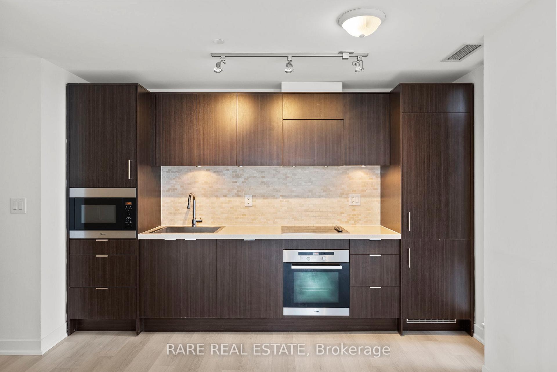 Photo 13 of Unit 1602, 21 Widmer Street, Toronto, Waterfront Communities — HOMEH