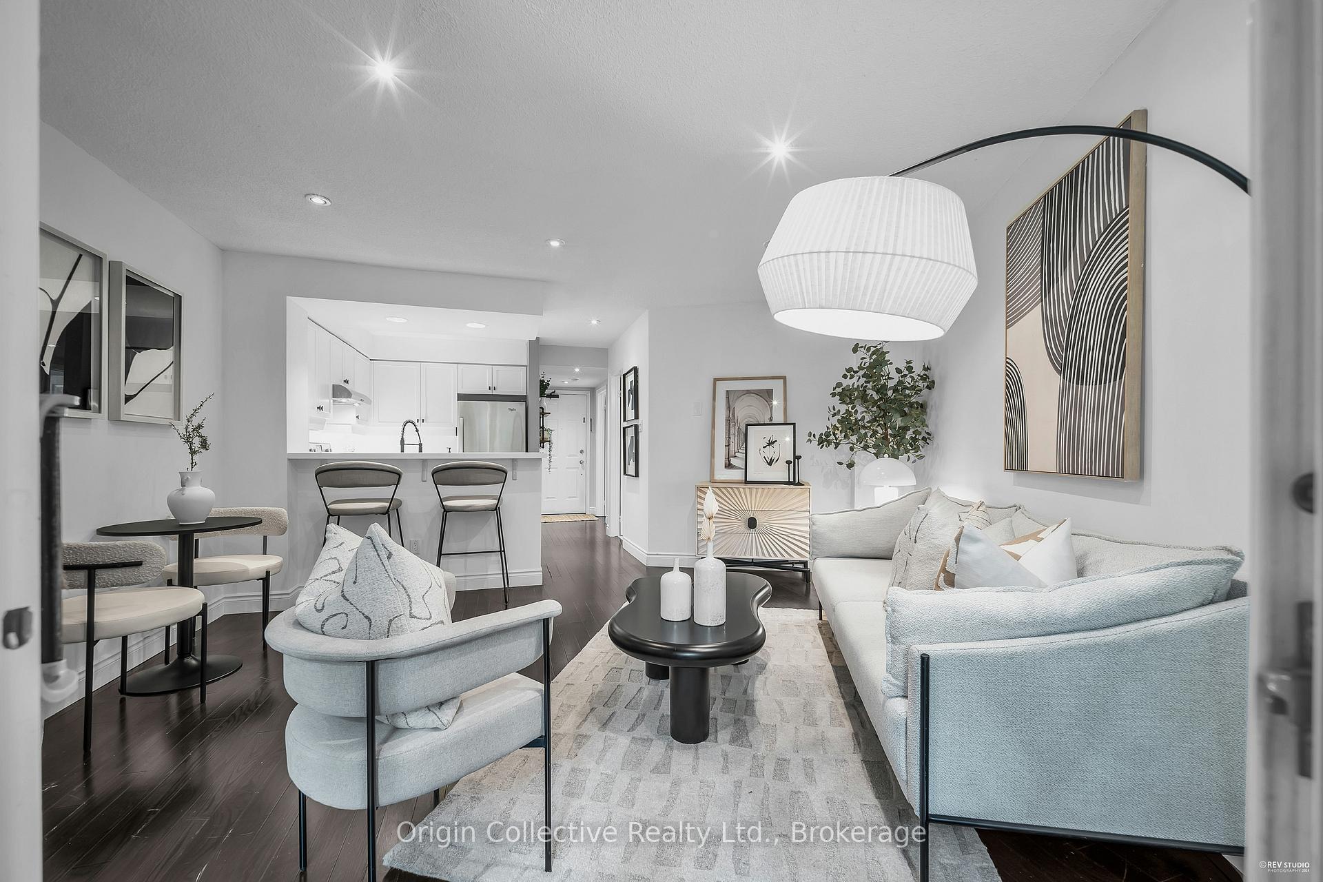 Photo 18 of Unit TH17, 166B Niagara Street, Toronto, Niagara — HOMEH