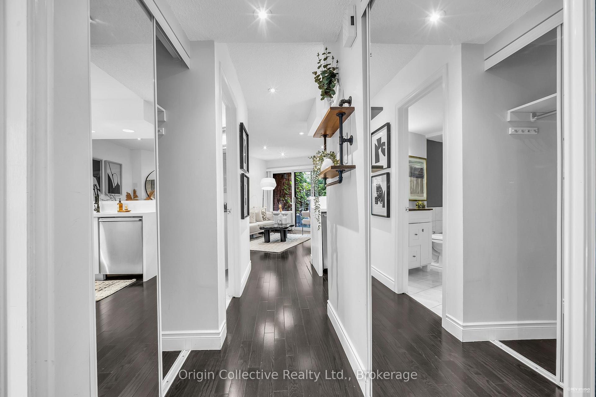 Photo 23 of Unit TH17, 166B Niagara Street, Toronto, Niagara — HOMEH