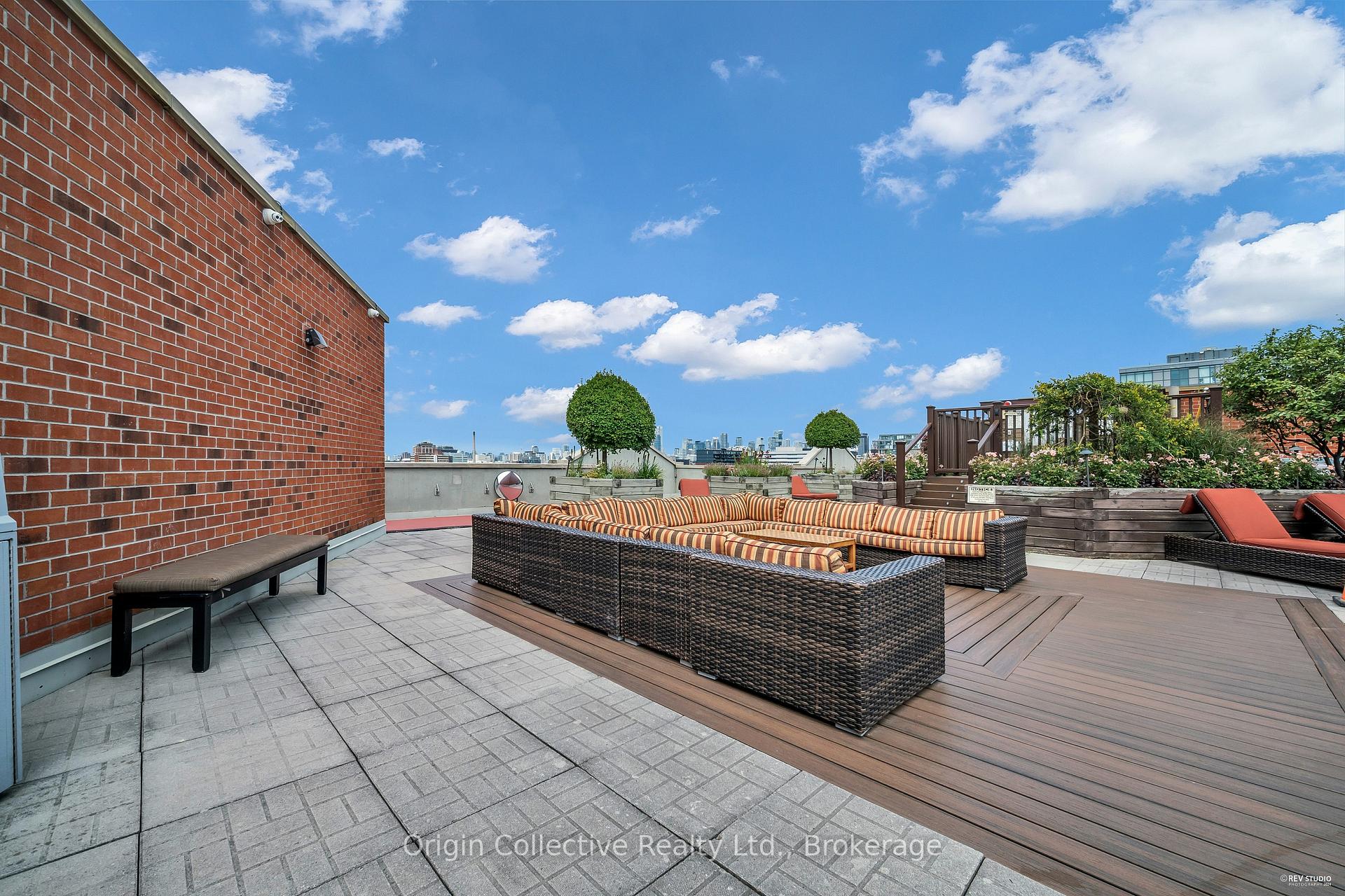Photo 36 of Unit TH17, 166B Niagara Street, Toronto, Niagara — HOMEH
