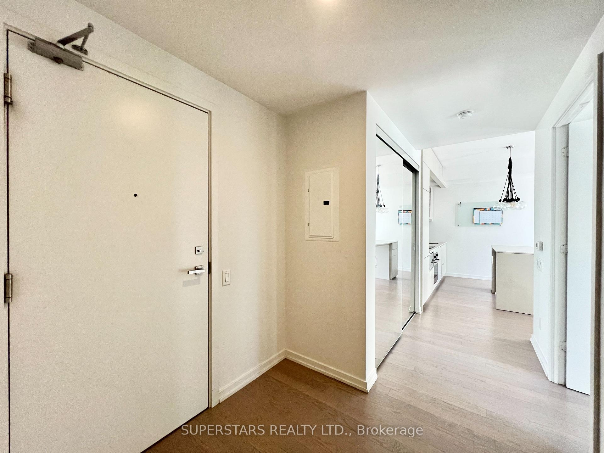 Photo 4 of Unit 1808, 101 Peter Street, Toronto, Waterfront Communities — HOMEH