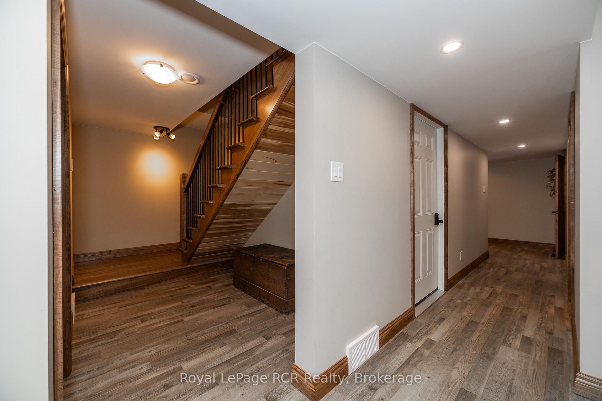 Photo 37 of 742654 Sideroad 4B, Chatsworth — HOMEH