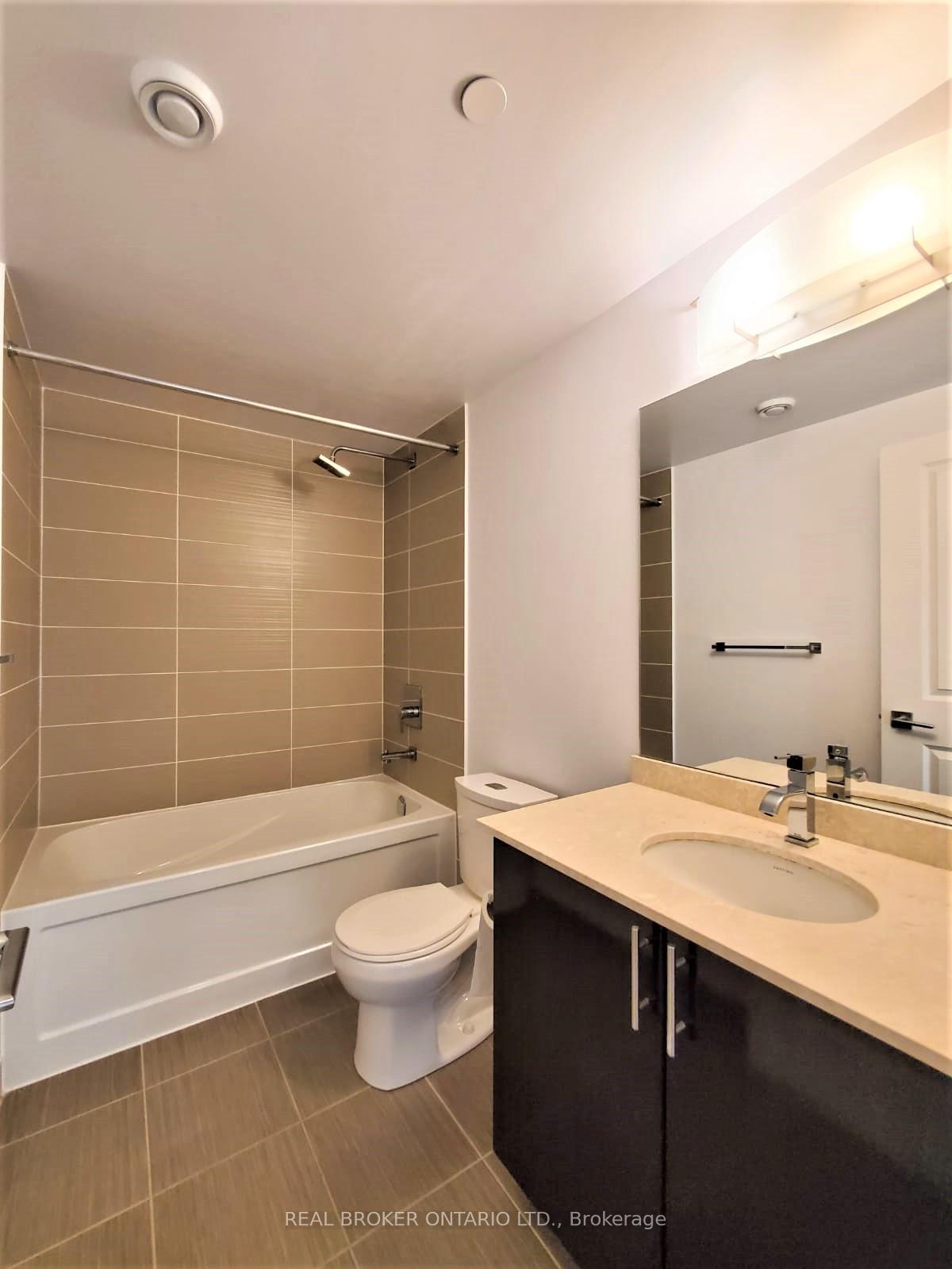 Photo 10 of Unit 1609, 7165 Yonge Street, Markham, Grandview — HOMEH