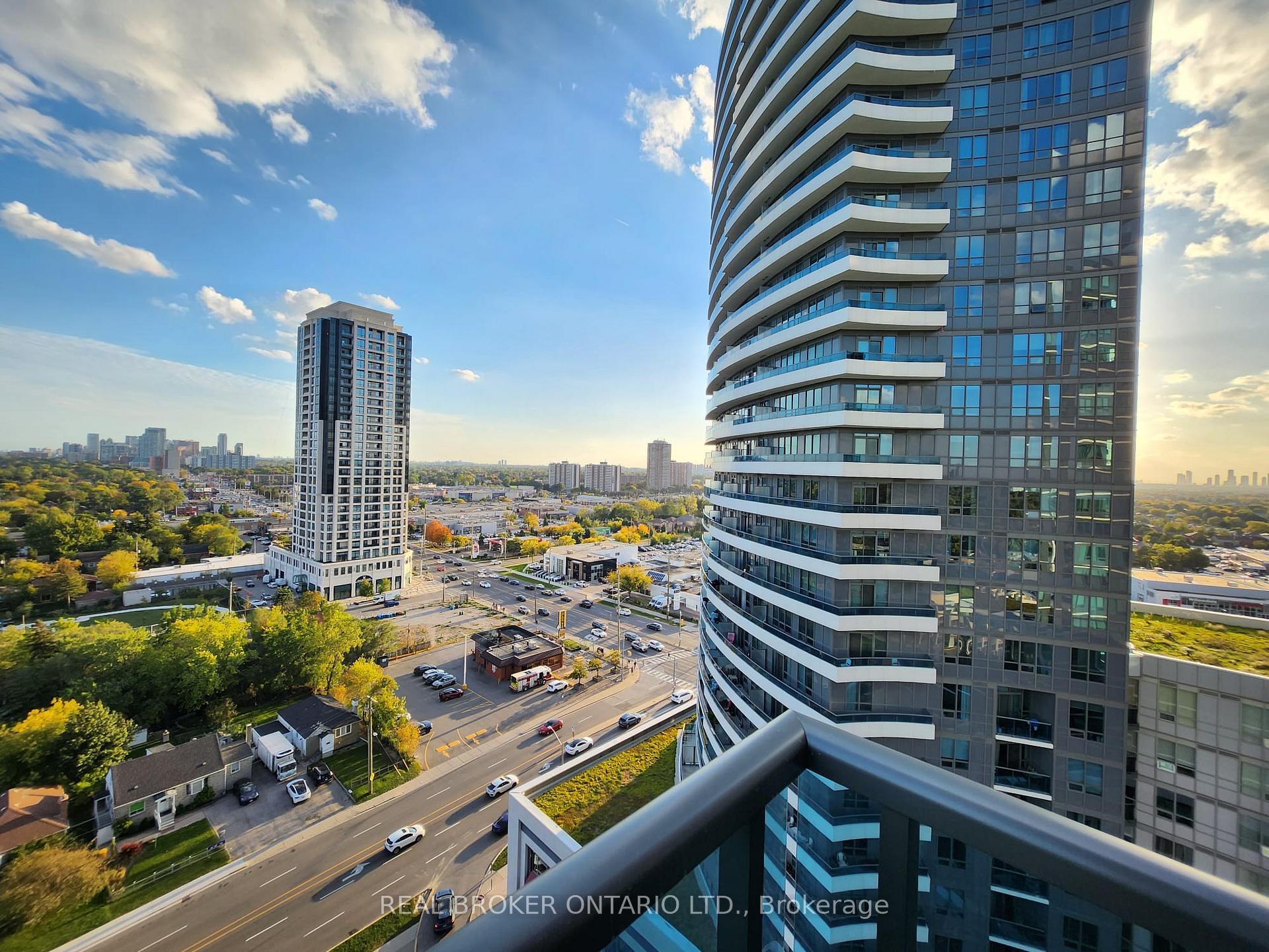 Photo 12 of Unit 1609, 7165 Yonge Street, Markham, Grandview — HOMEH