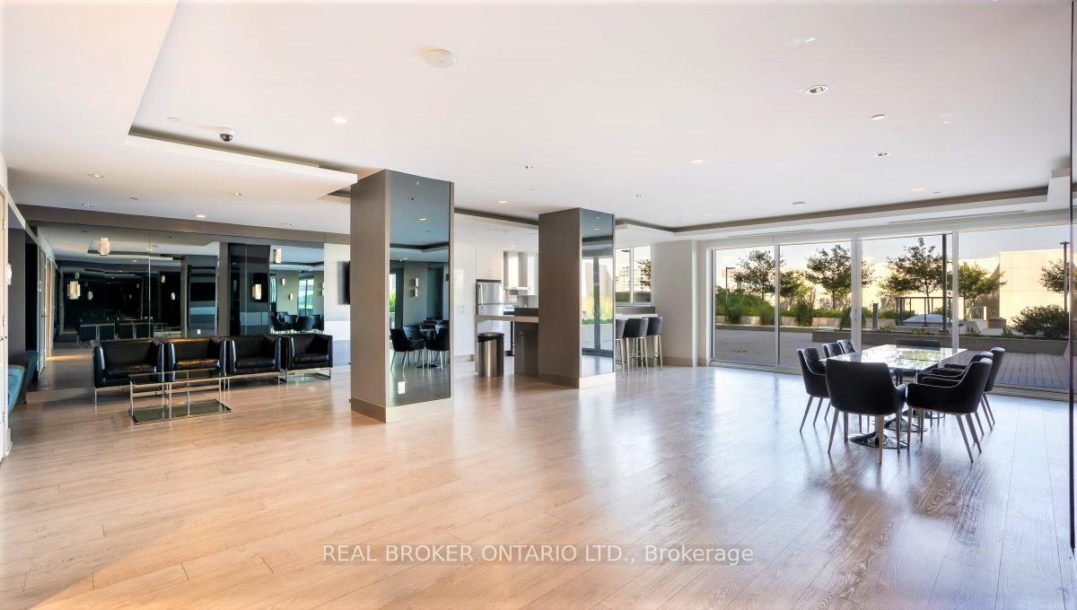 Photo 15 of Unit 1609, 7165 Yonge Street, Markham, Grandview — HOMEH