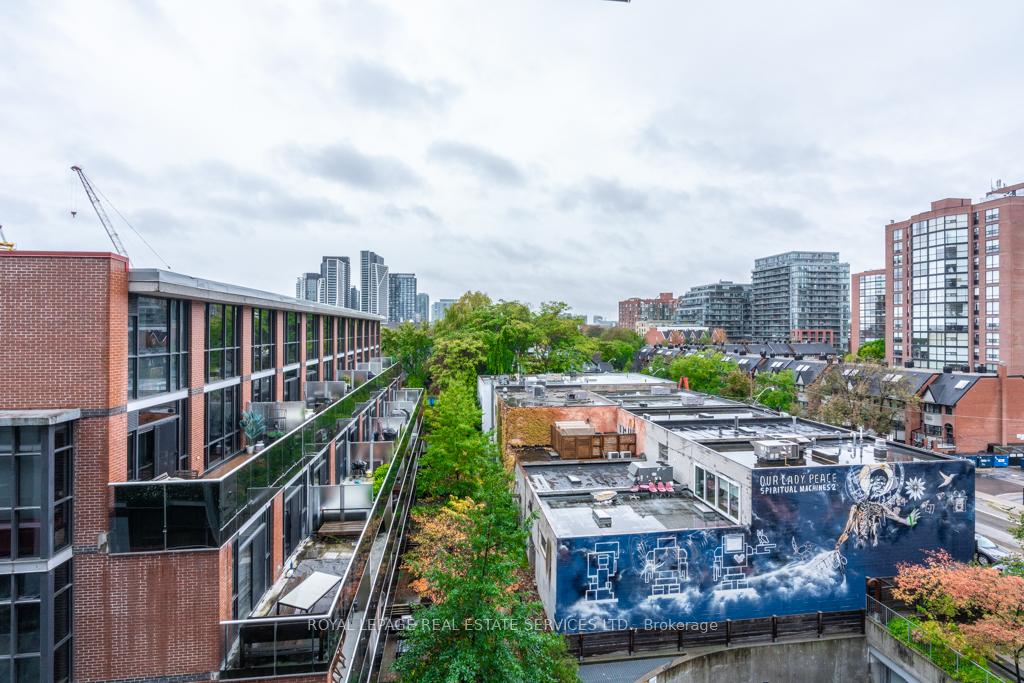 Photo 14 of Unit 516, 60 Bathurst Street, Toronto, Niagara — HOMEH
