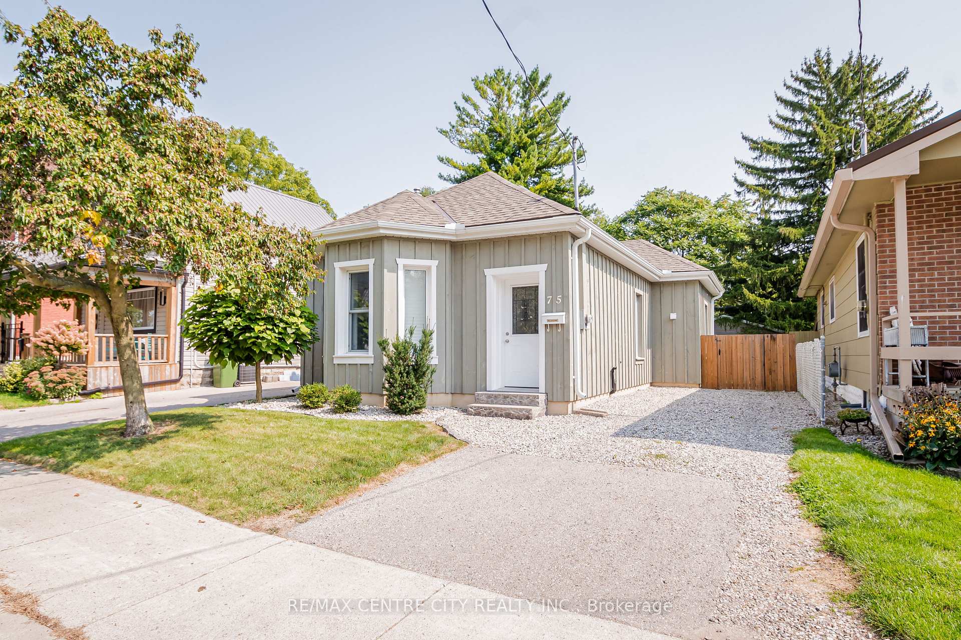 Front of 75 Manitoba Street