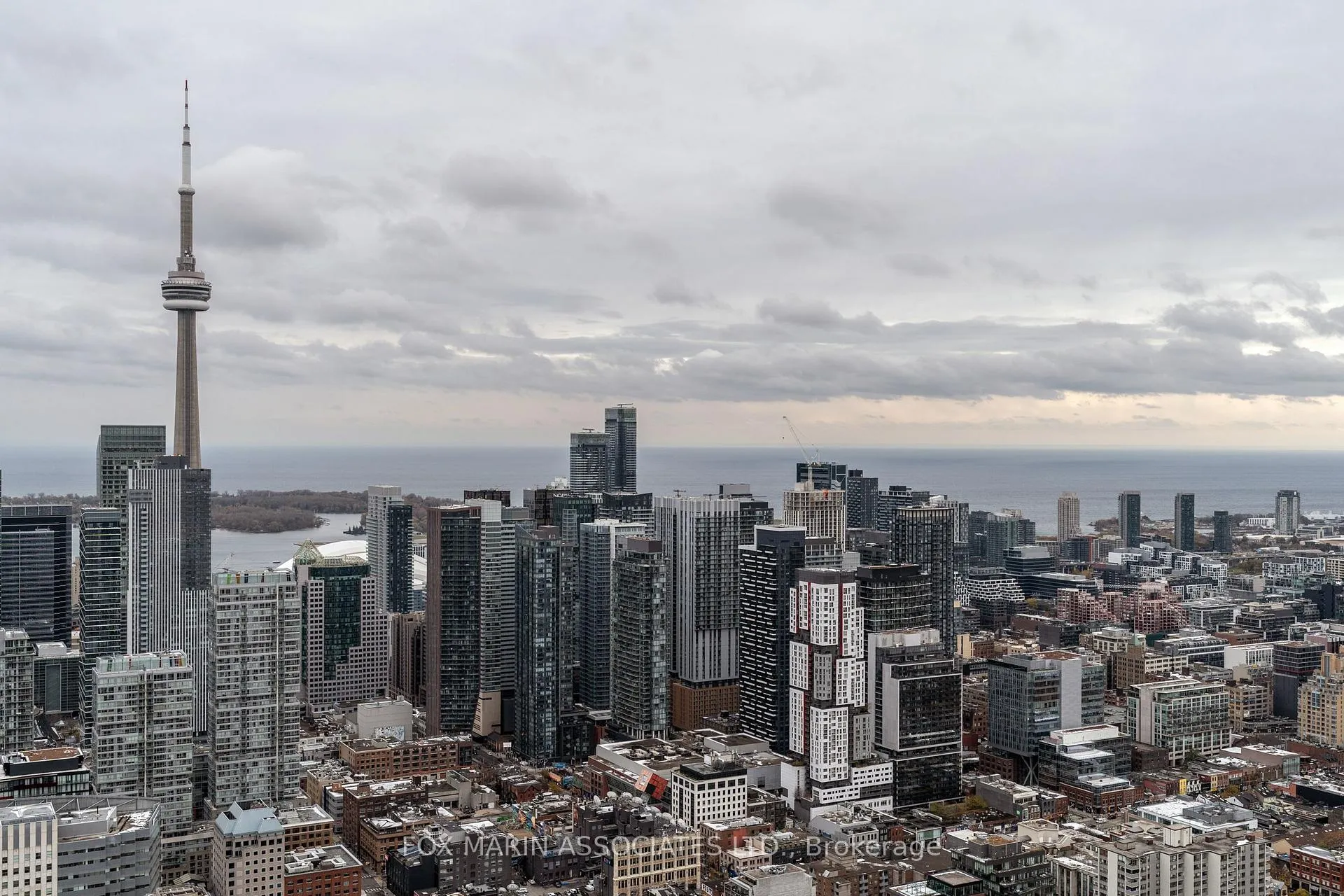 Photo 36 of Unit 5407, 488 University Avenue, Toronto, University — HOMEH