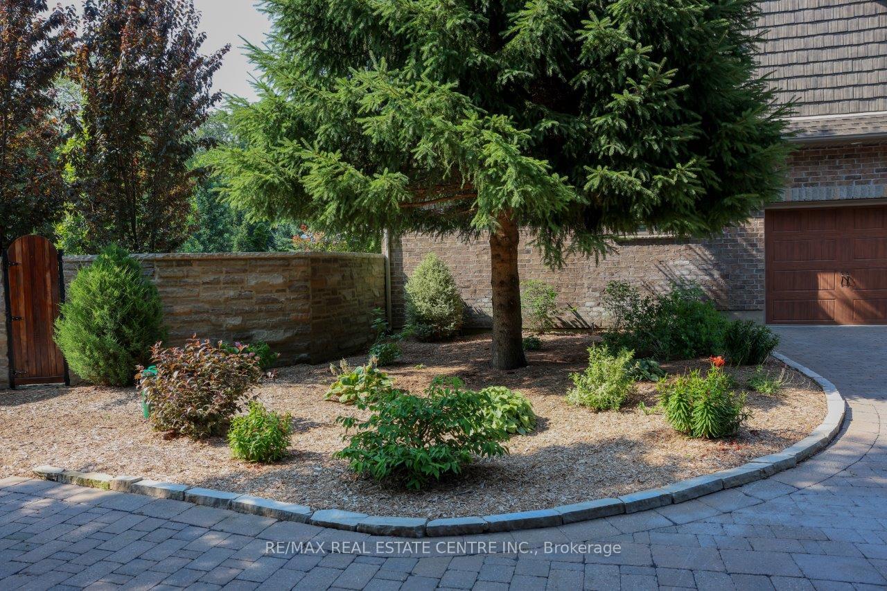 Photo 3 of 203 East River Road, Brant, Paris — HOMEH