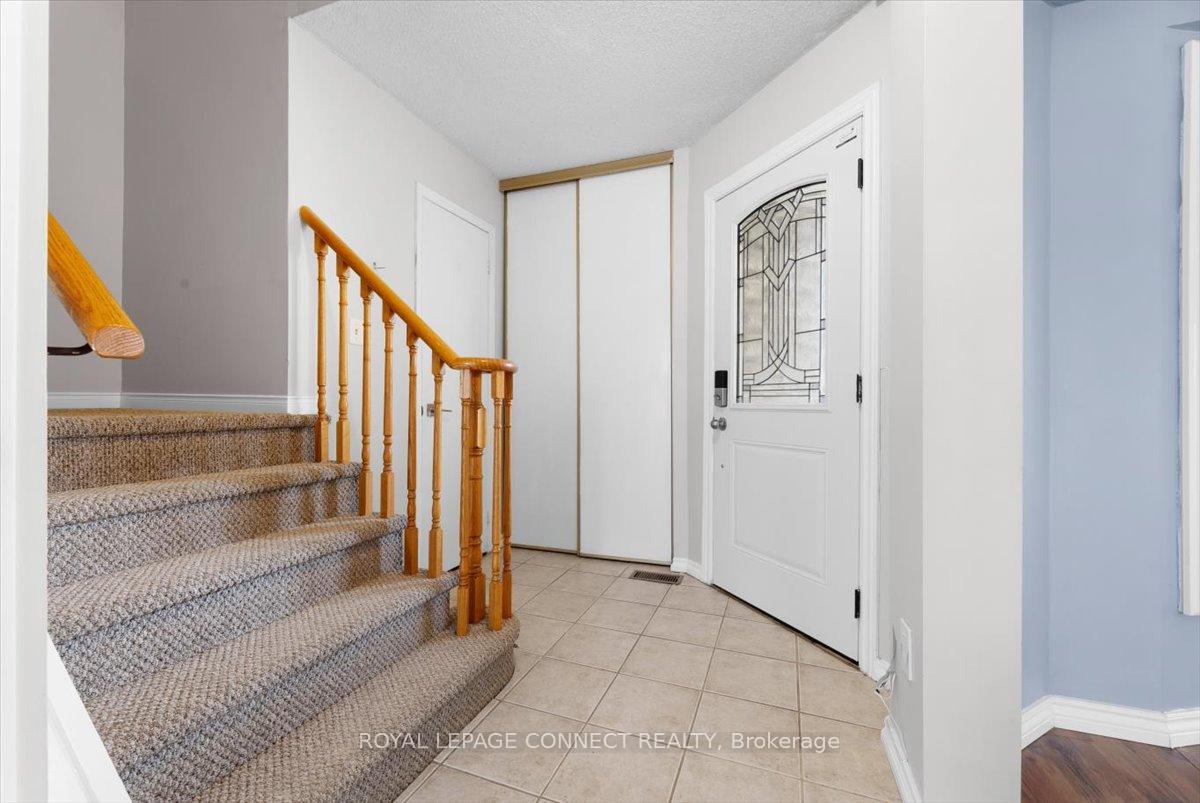 Photo 4 of 54 Parklawn Drive S, Clarington, Courtice — HOMEH