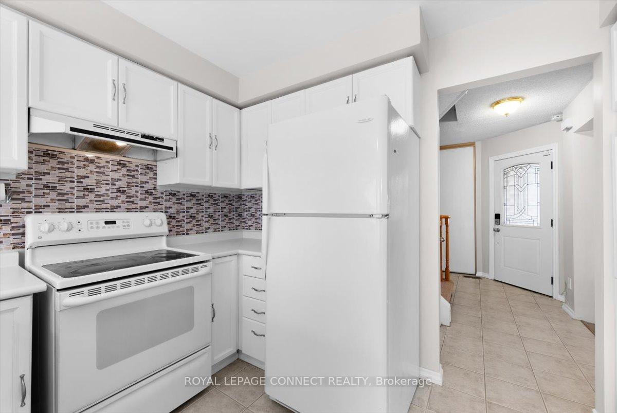 Photo 11 of 54 Parklawn Drive S, Clarington, Courtice — HOMEH