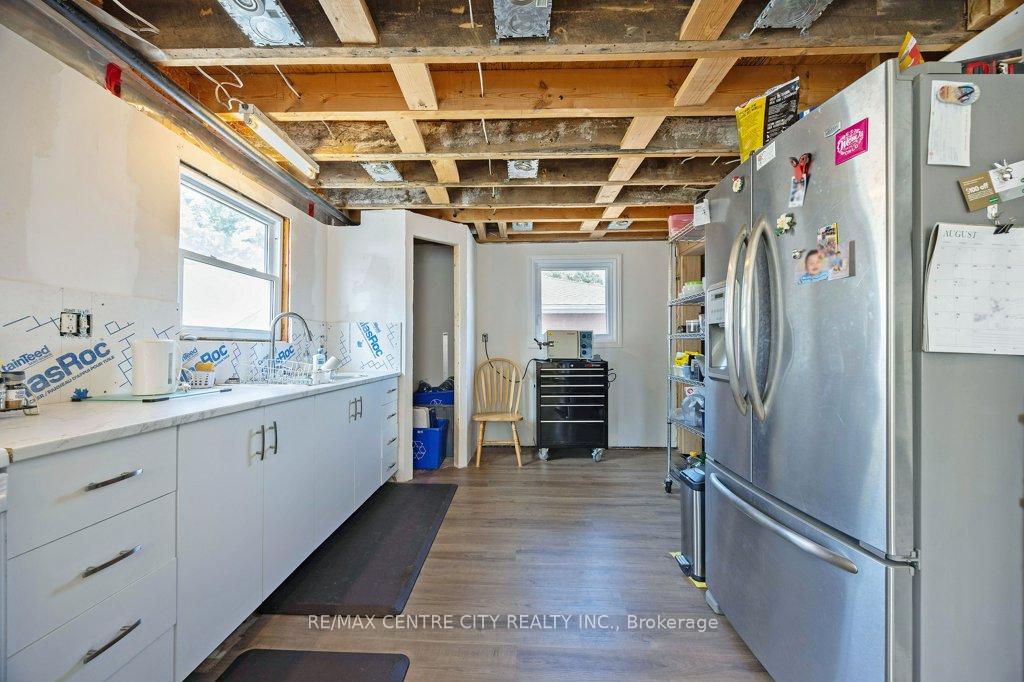 Photo 12 of 186 Balaclava Street, St. Thomas — HOMEH