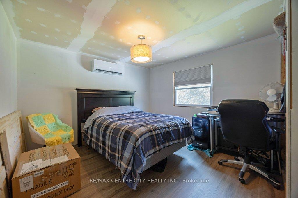 Photo 15 of 186 Balaclava Street, St. Thomas — HOMEH