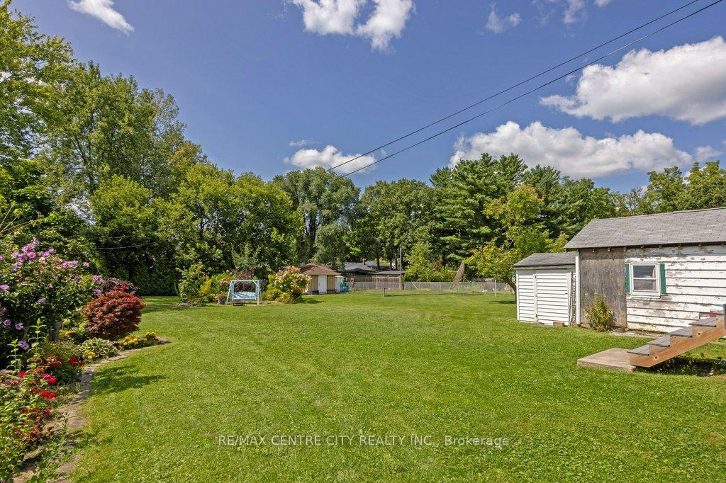 Photo 24 of 186 Balaclava Street, St. Thomas — HOMEH