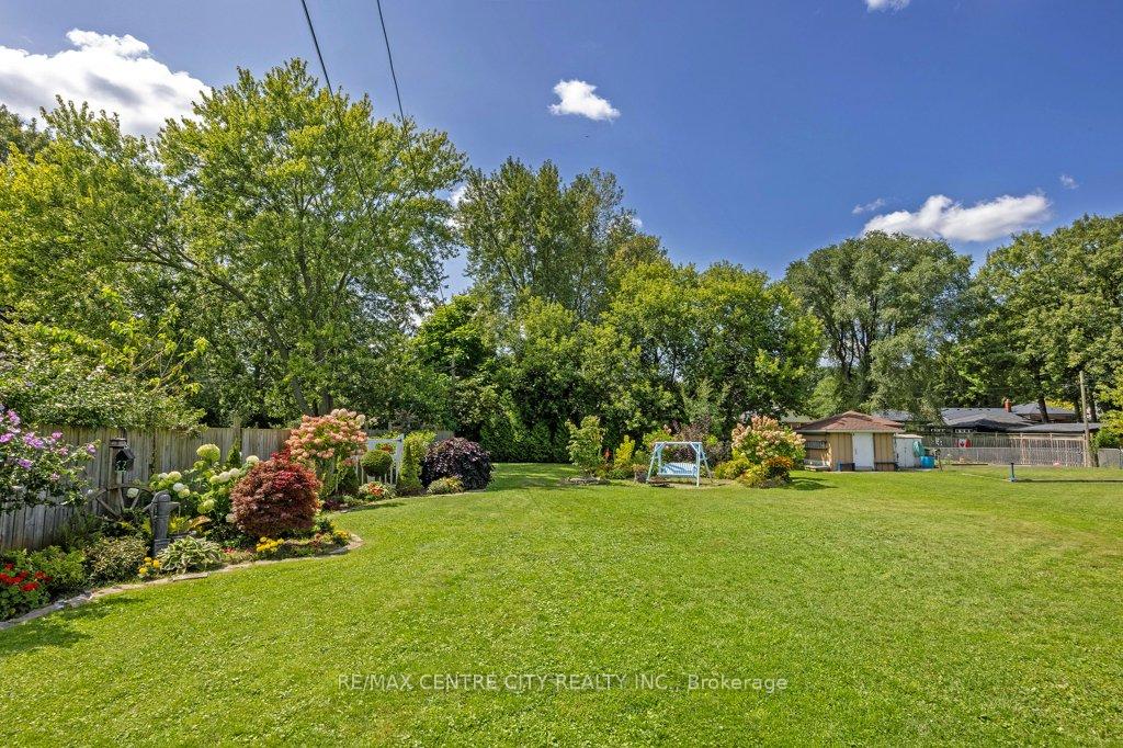 Photo 25 of 186 Balaclava Street, St. Thomas — HOMEH