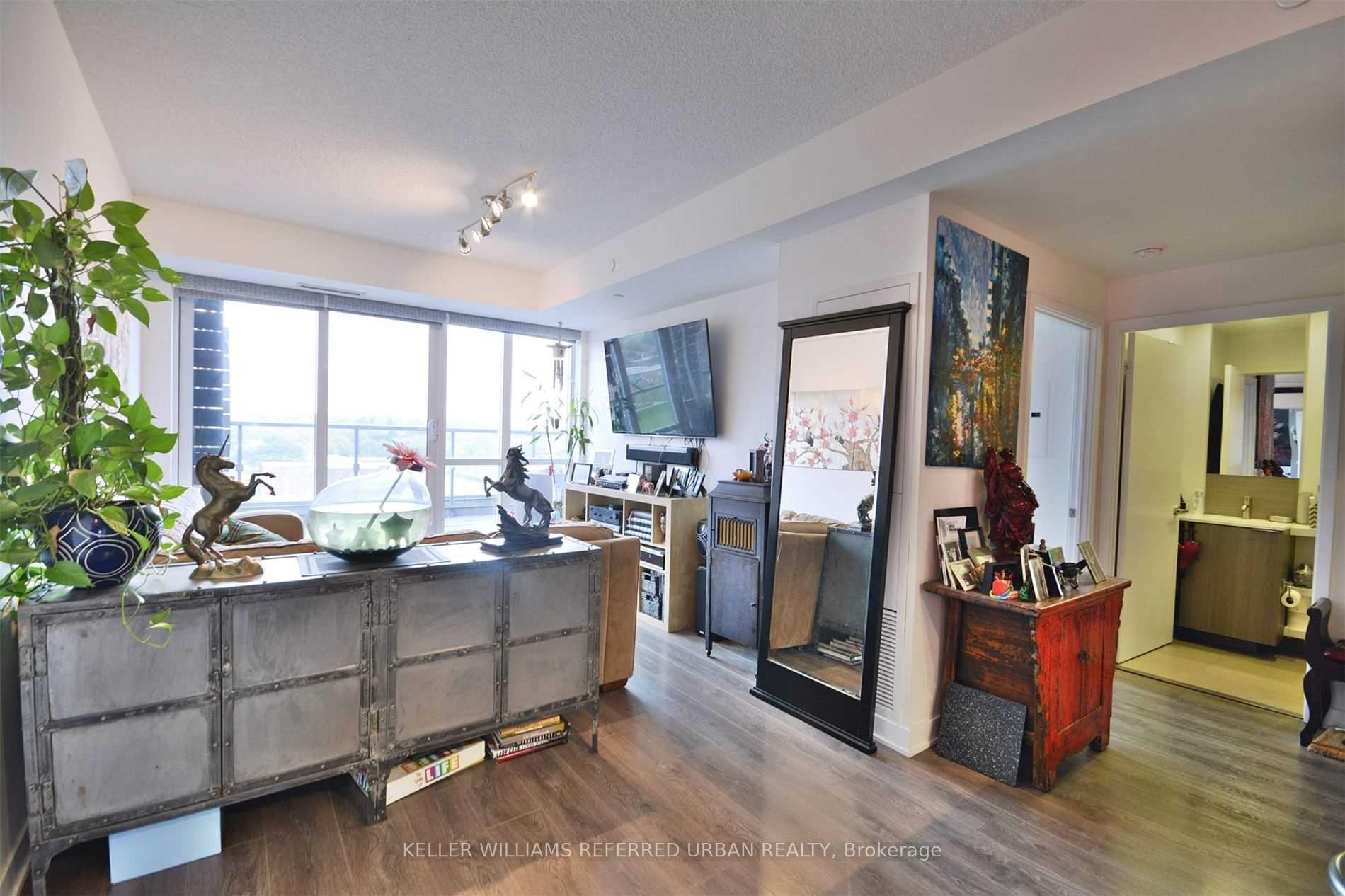 Photo 5 of Unit 817, 170 Sumach Street, Toronto, Regent Park — HOMEH