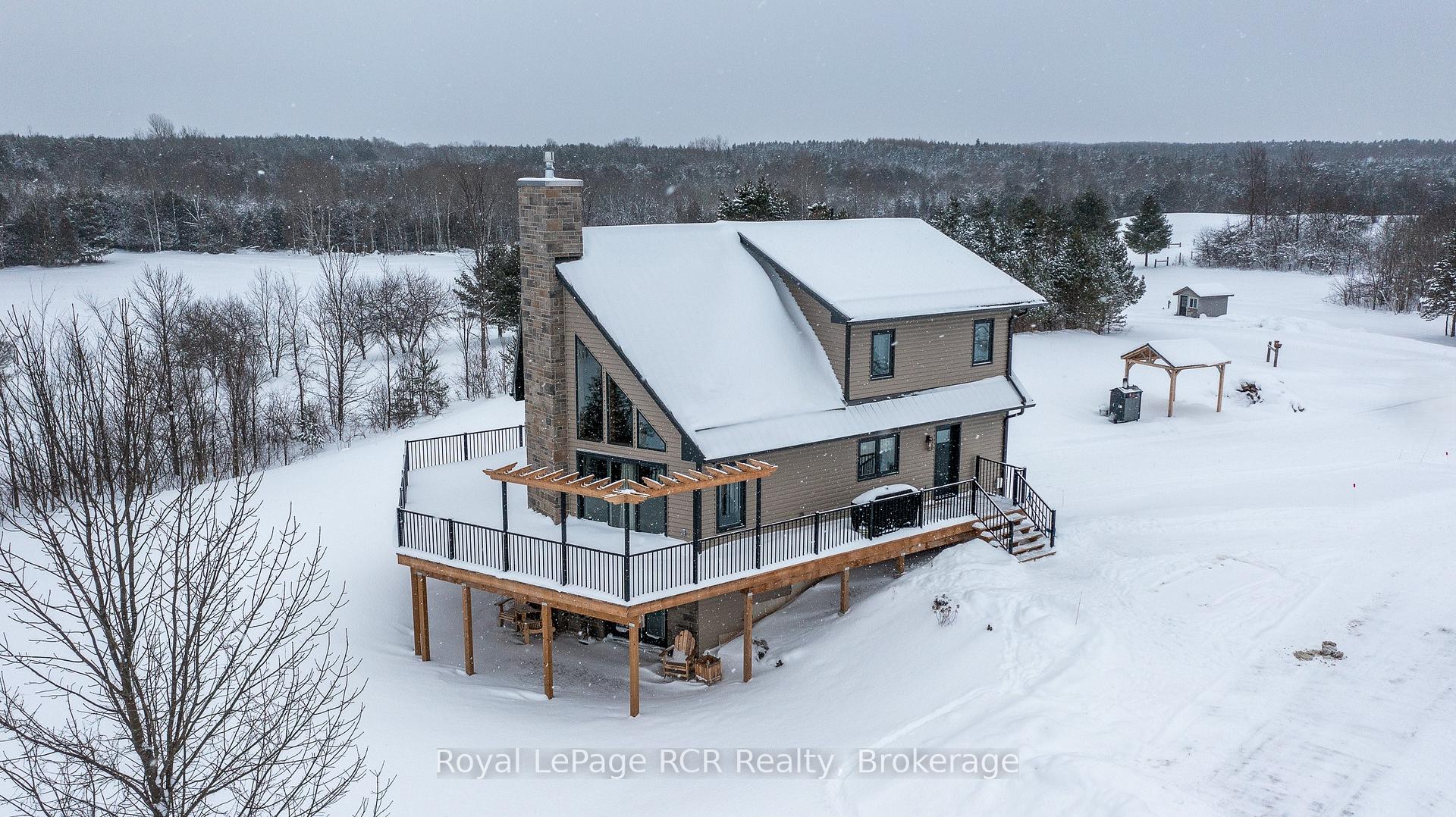 Photo 2 of 742654 Sideroad 4B, Chatsworth — HOMEH