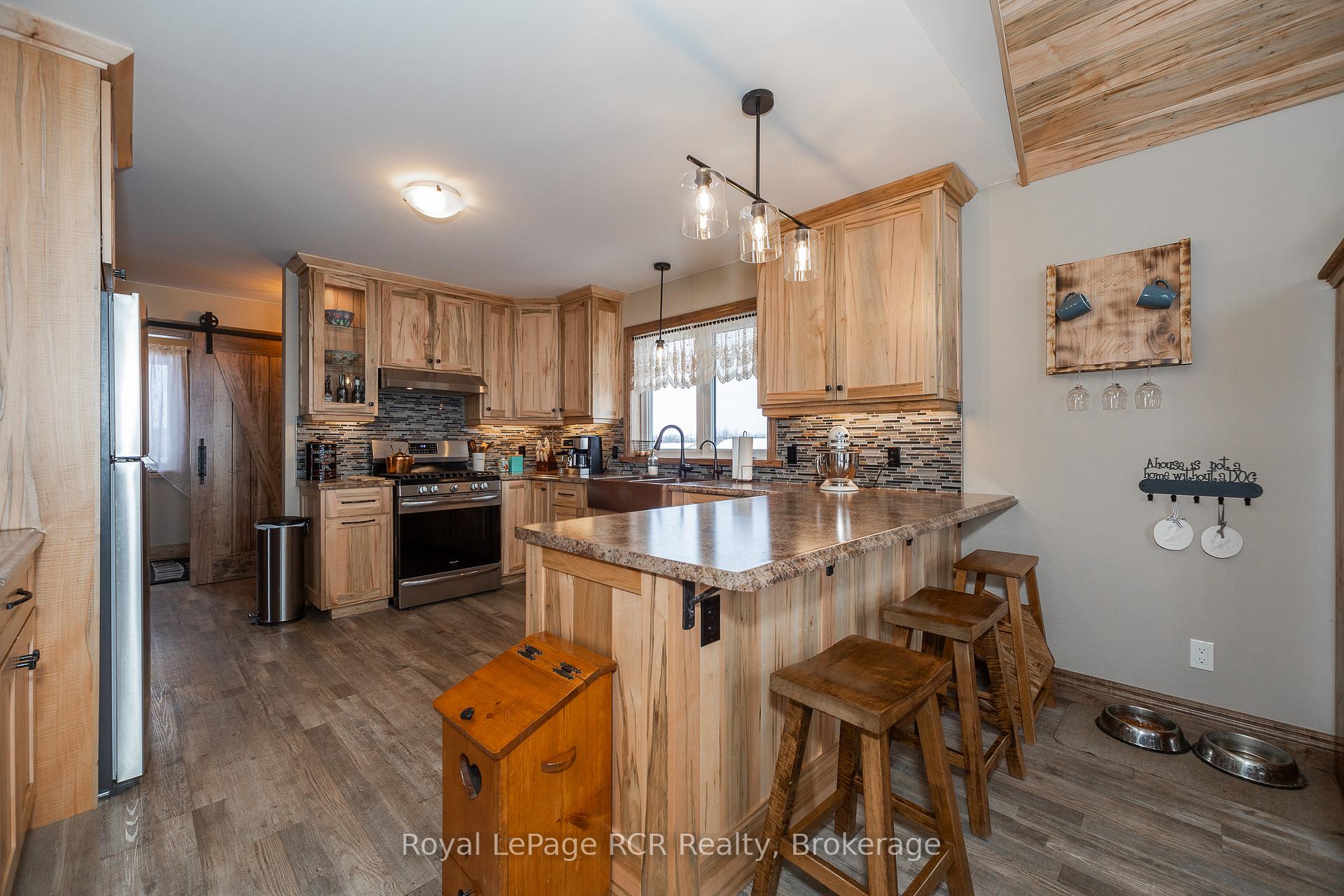 Photo 10 of 742654 Sideroad 4B, Chatsworth — HOMEH