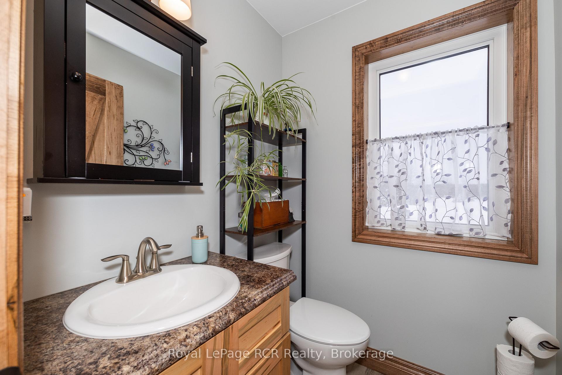 Photo 20 of 742654 Sideroad 4B, Chatsworth — HOMEH