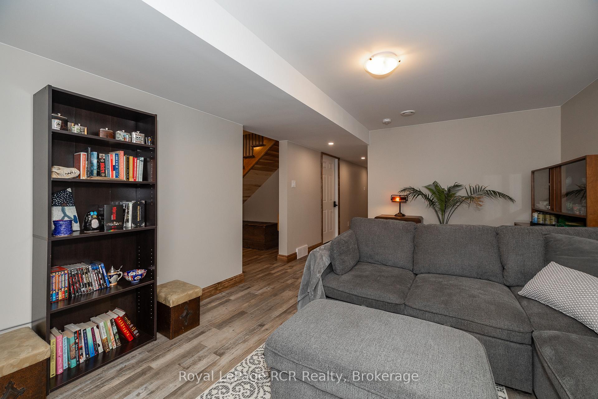 Photo 32 of 742654 Sideroad 4B, Chatsworth — HOMEH