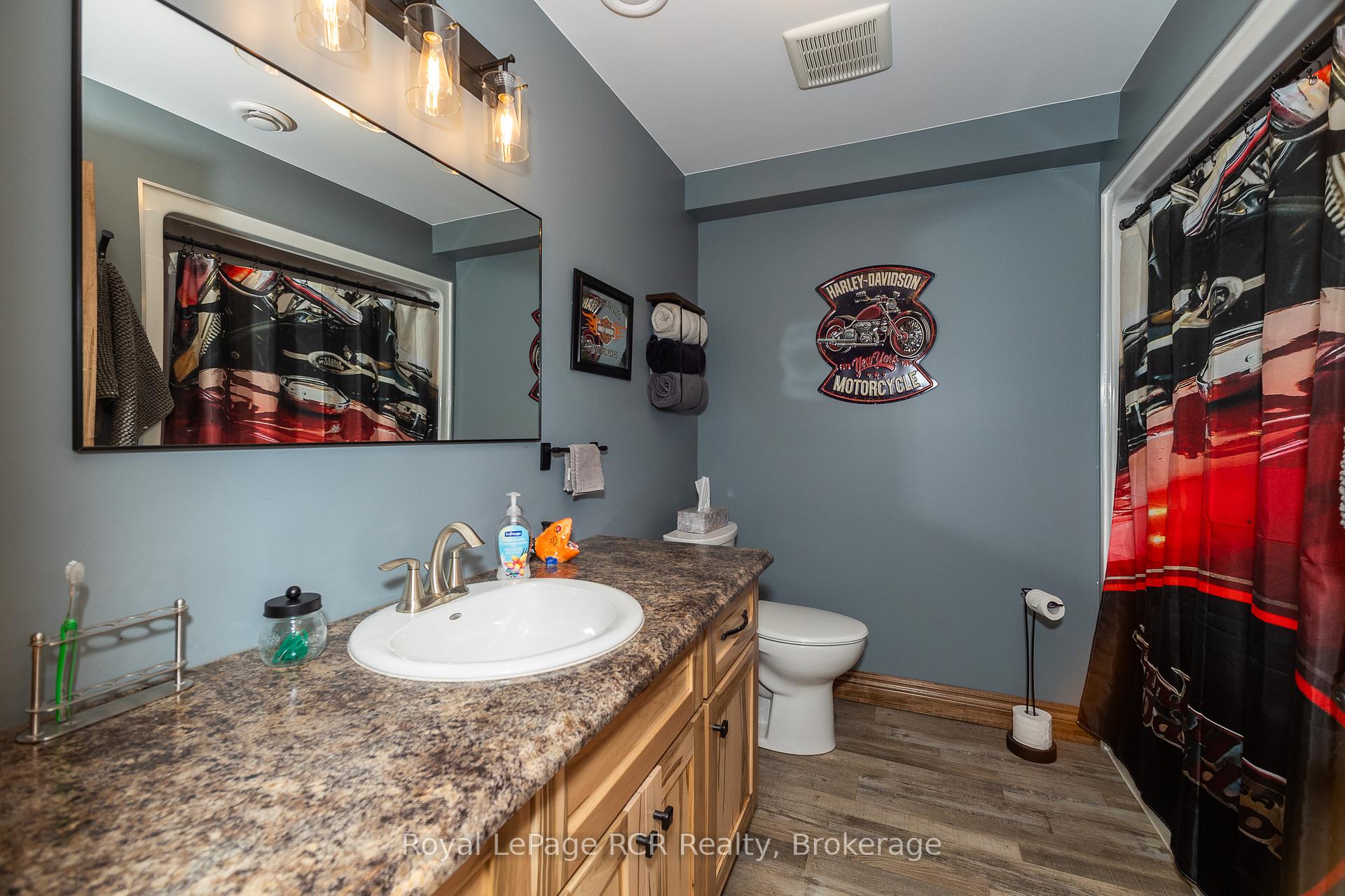 Photo 34 of 742654 Sideroad 4B, Chatsworth — HOMEH