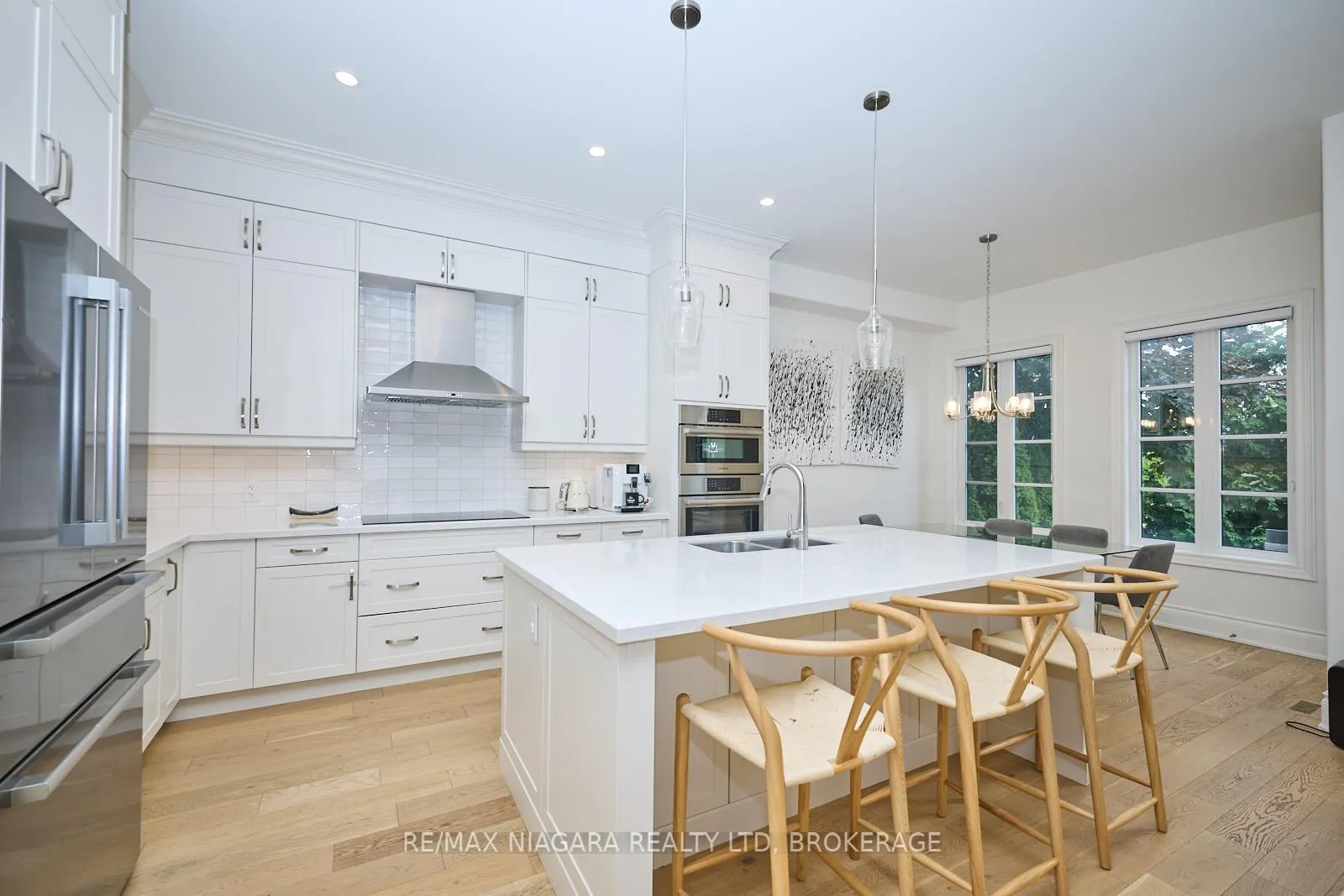 Photo 10 of 15 Arbourvale Common, St. Catharines, Glendale/Glenridge — HOMEH
