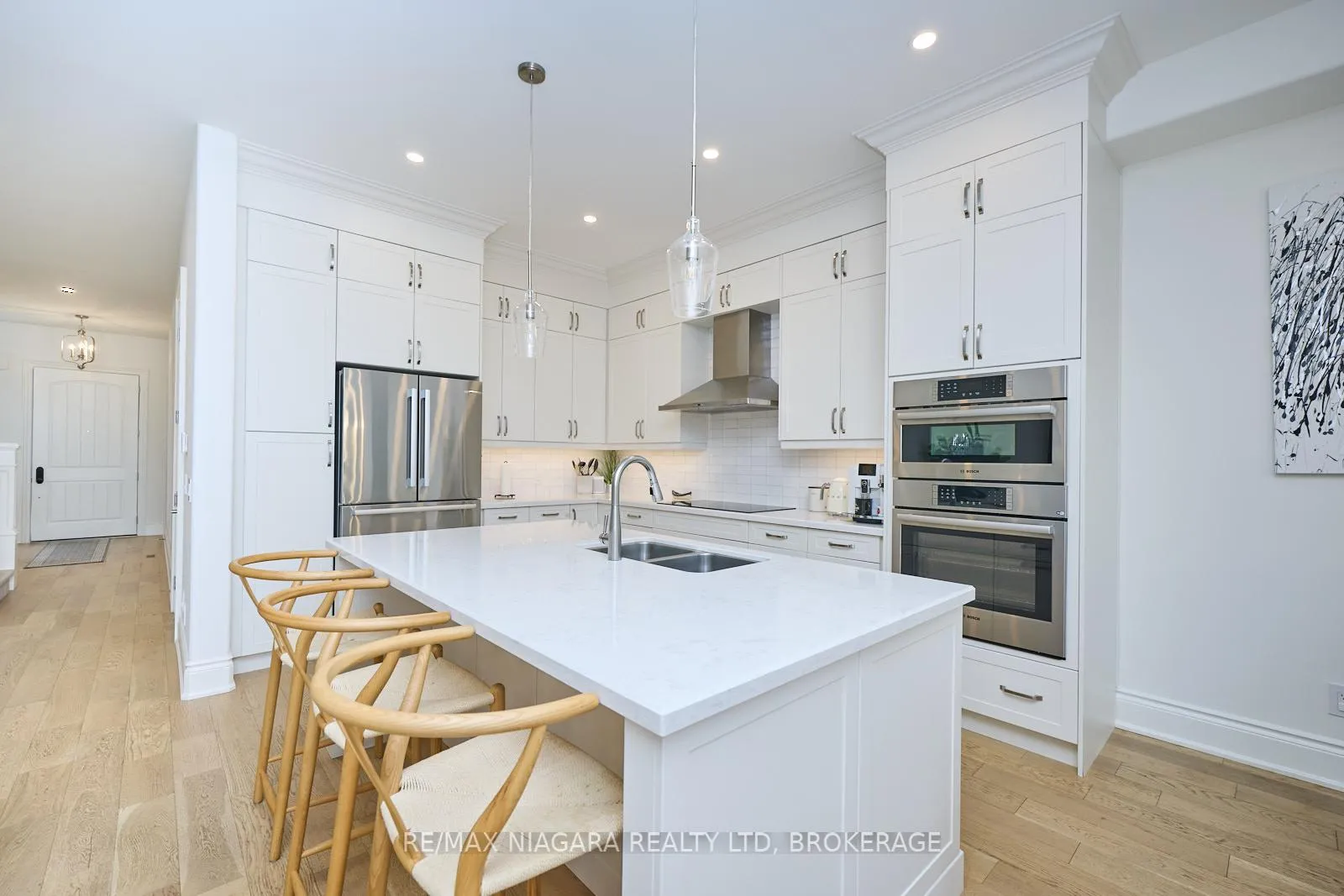 Photo 12 of 15 Arbourvale Common, St. Catharines, Glendale/Glenridge — HOMEH