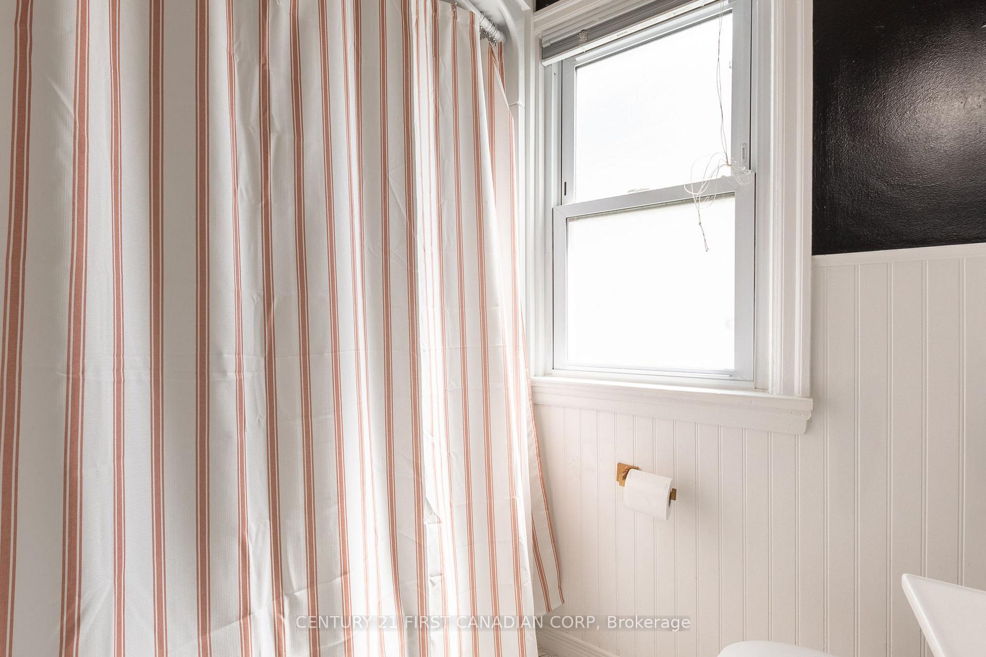 Photo 22 of 157 Locust Street, St. Thomas — HOMEH