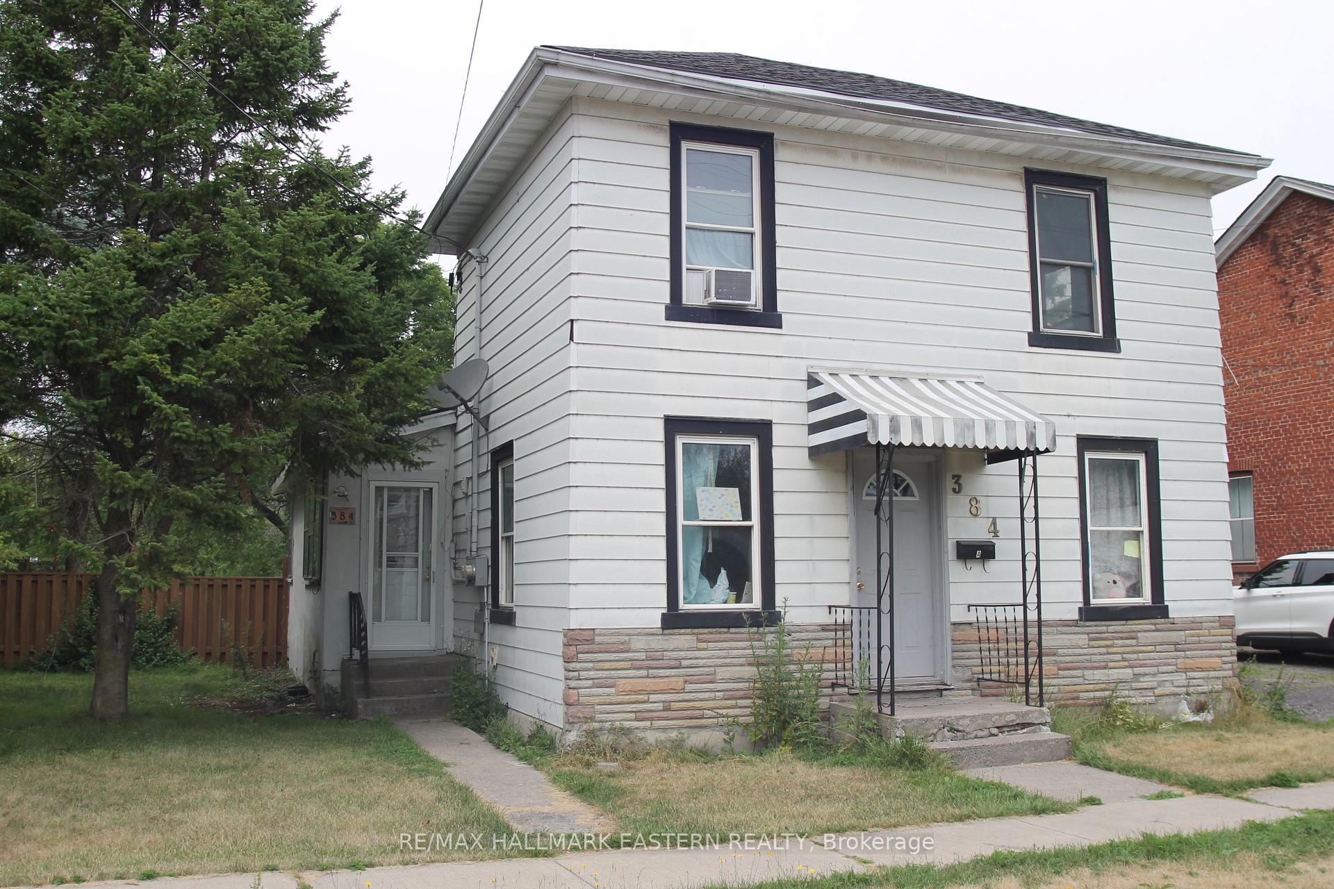 Front of 384 King Street W