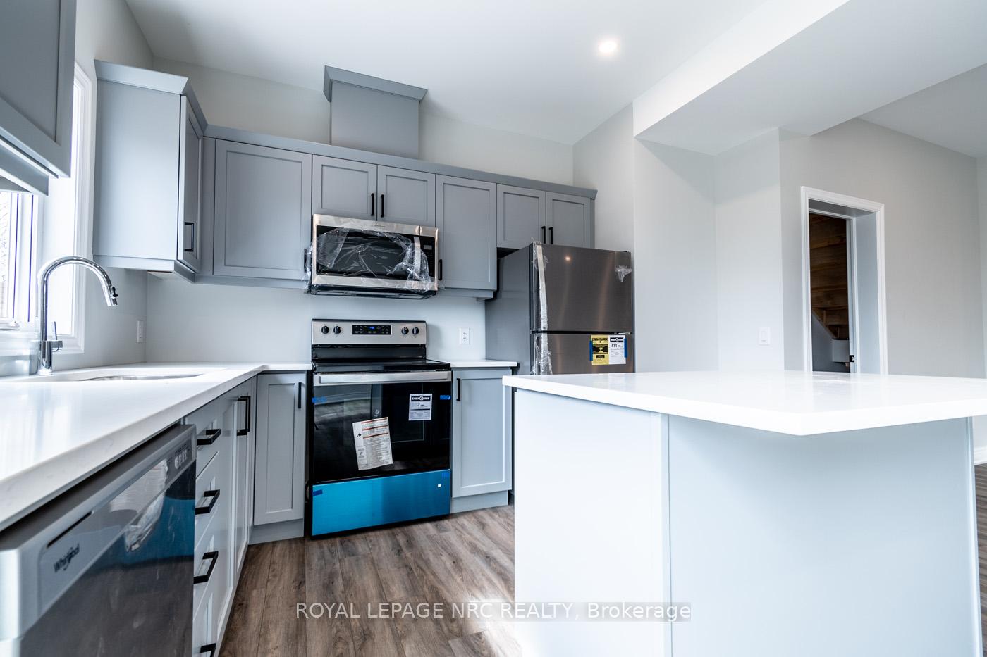 Photo 14 of Unit 20, 121A Moffatt Street, St. Catharines, Oakdale — HOMEH