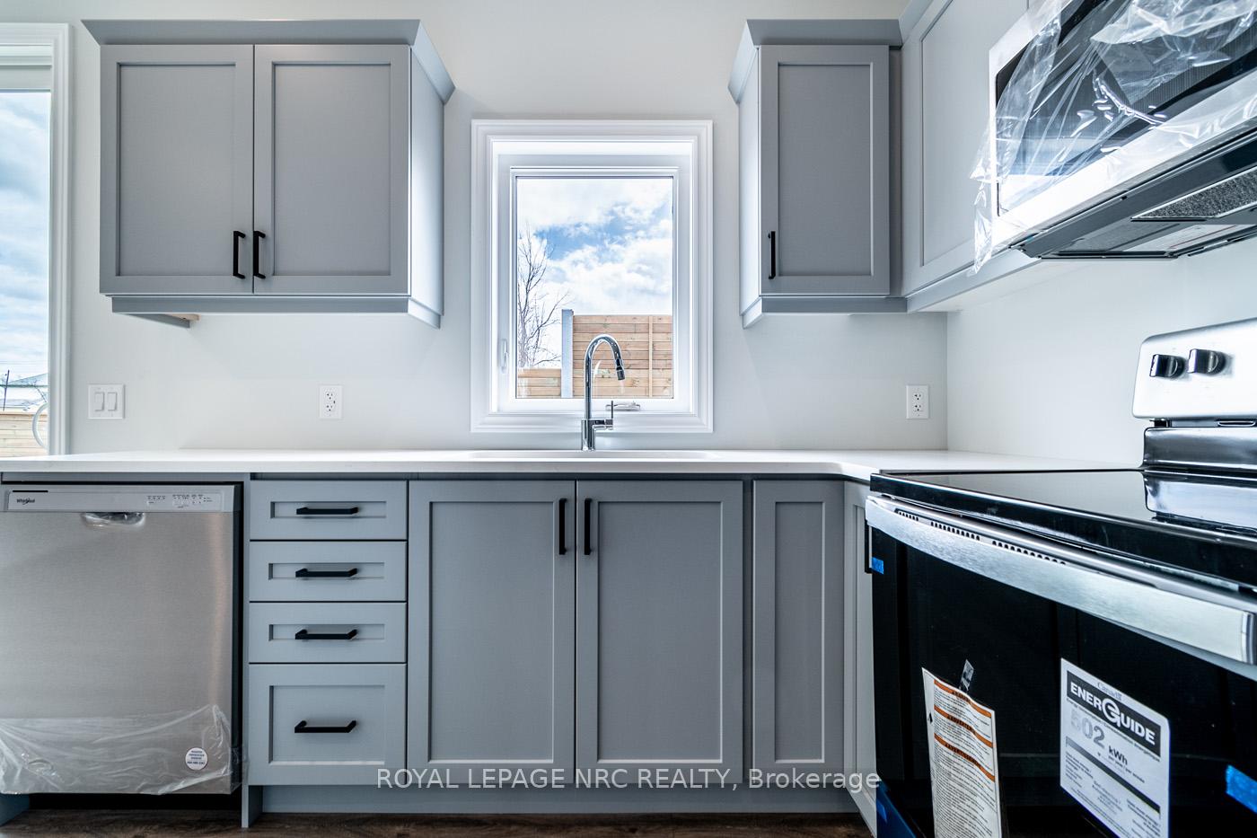 Photo 17 of Unit 20, 121A Moffatt Street, St. Catharines, Oakdale — HOMEH