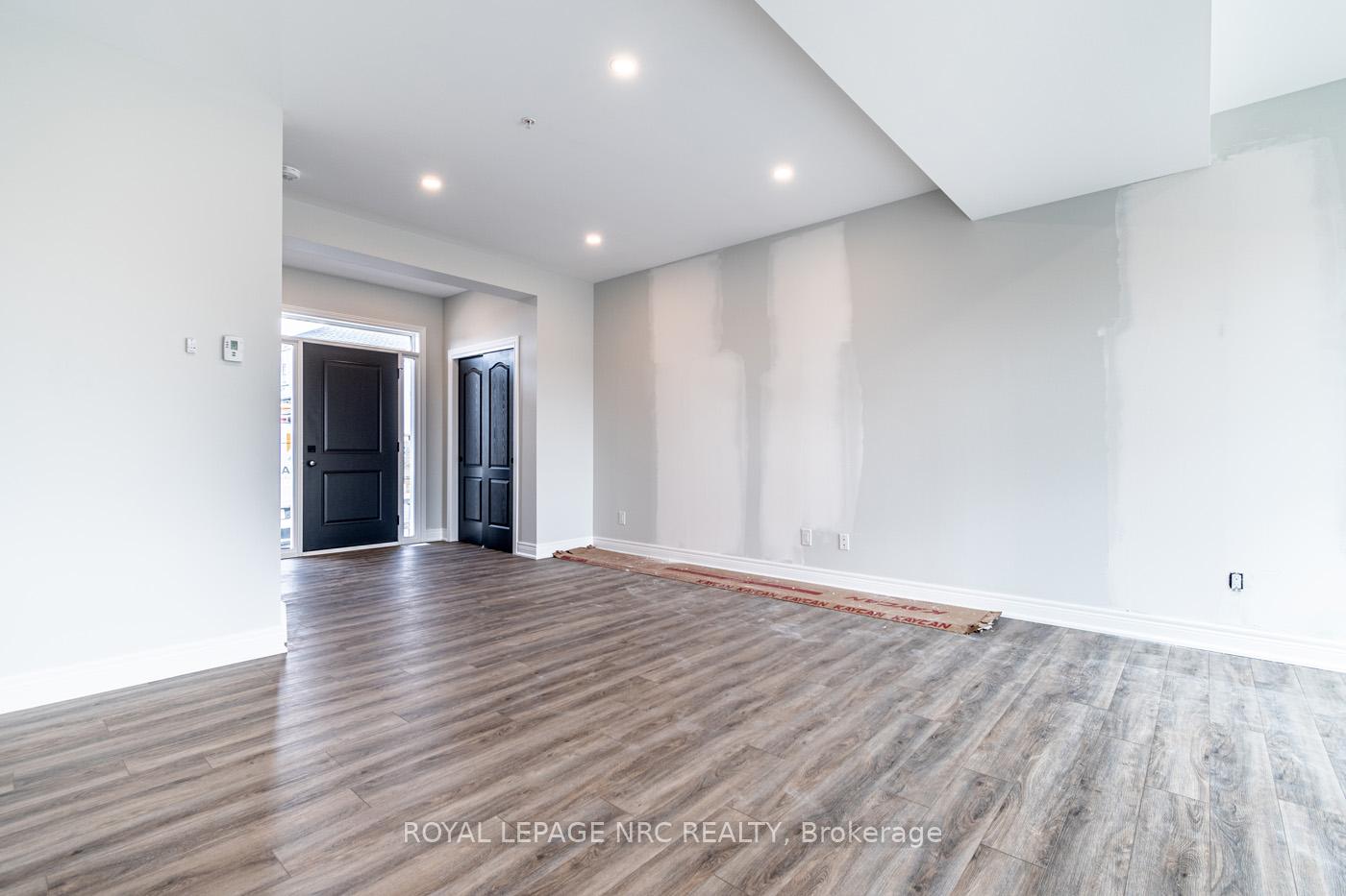 Photo 18 of Unit 20, 121A Moffatt Street, St. Catharines, Oakdale — HOMEH