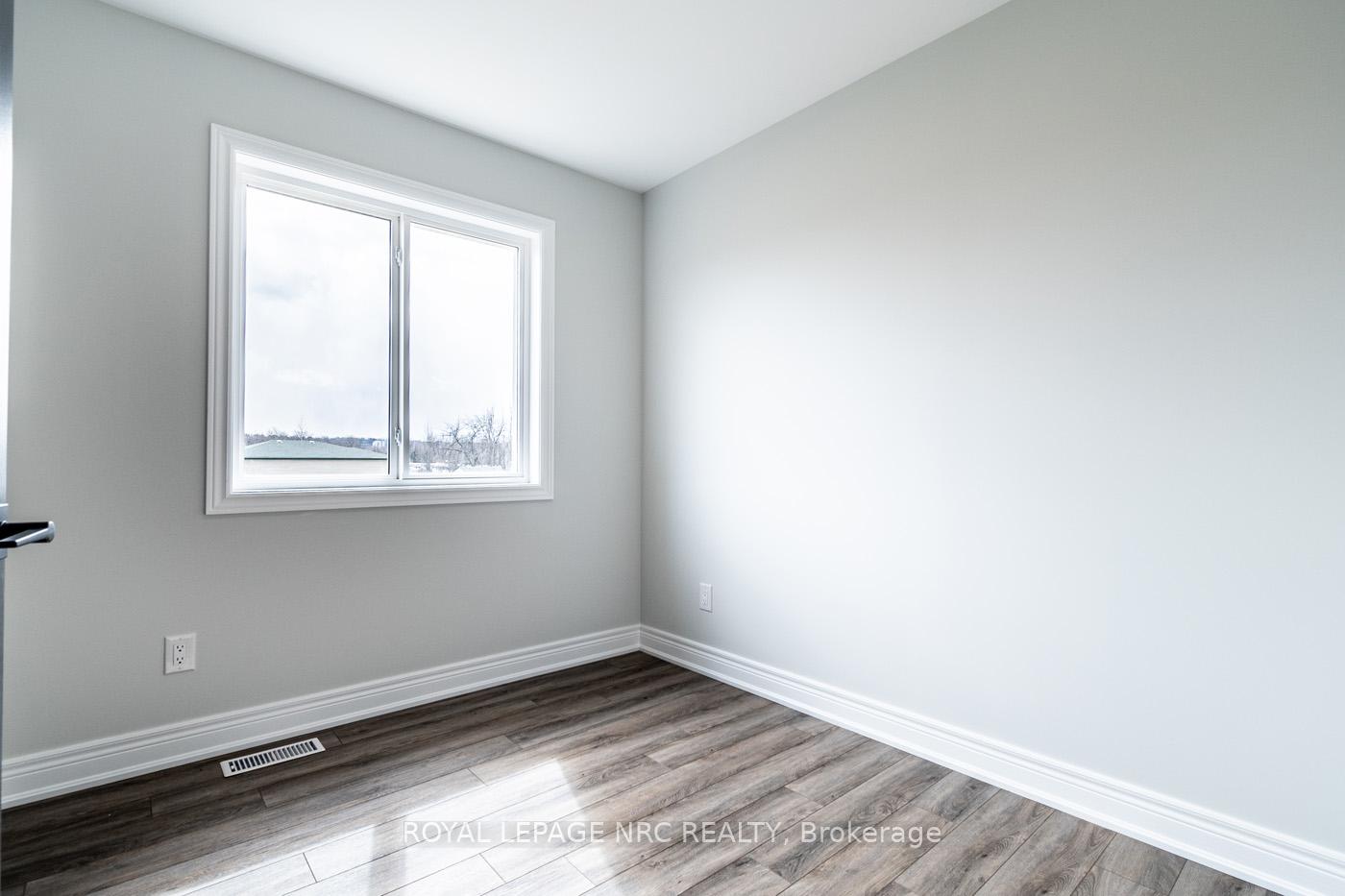 Photo 29 of Unit 20, 121A Moffatt Street, St. Catharines, Oakdale — HOMEH