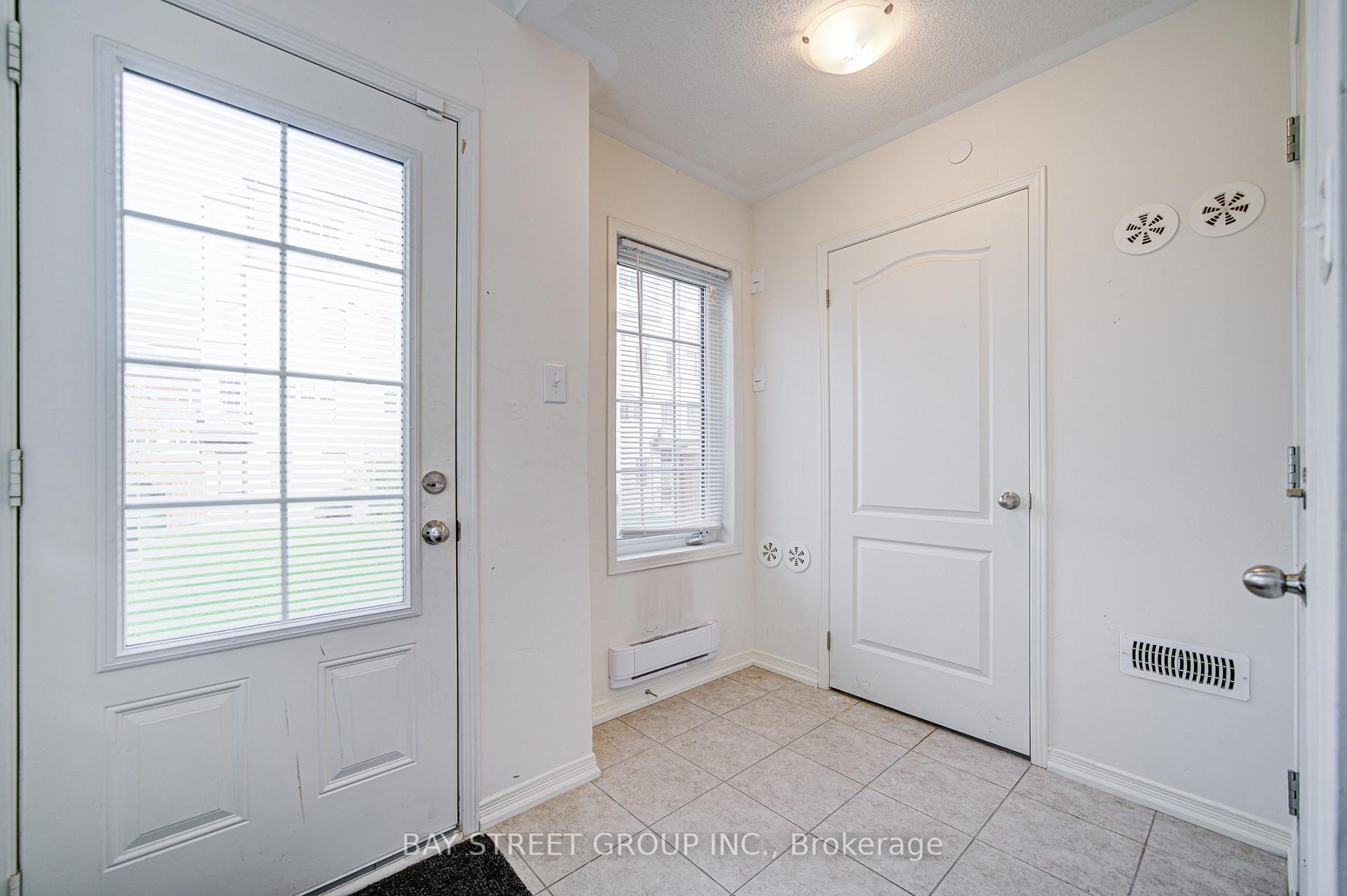 Photo 8 of 2653 Eaglesham Path, Oshawa, Windfields — HOMEH