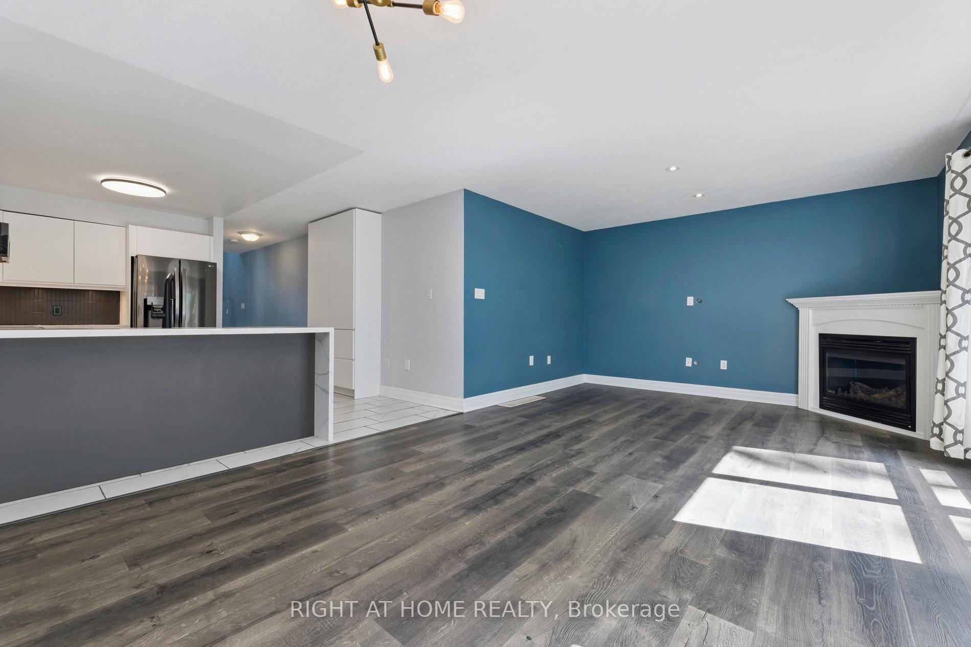 Photo 44 of 69 Torr Lane, Ajax, Central — HOMEH