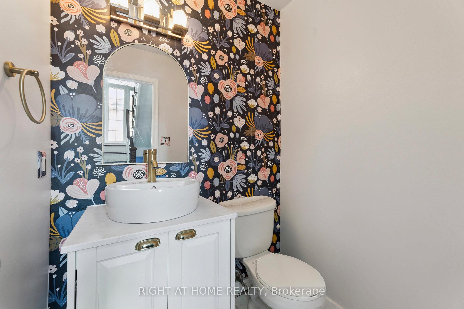 Photo 52 of 69 Torr Lane, Ajax, Central — HOMEH
