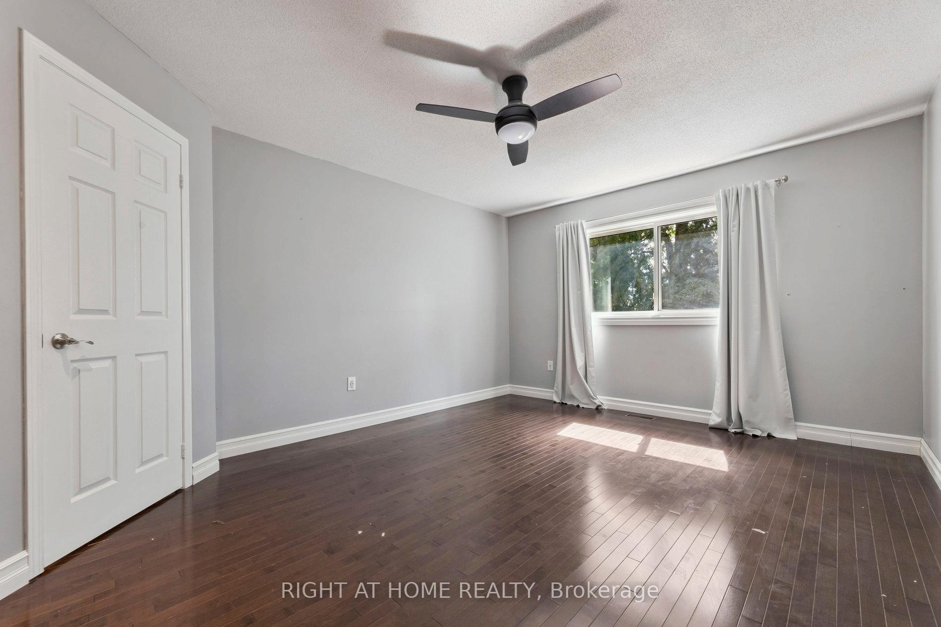 Photo 57 of 69 Torr Lane, Ajax, Central — HOMEH