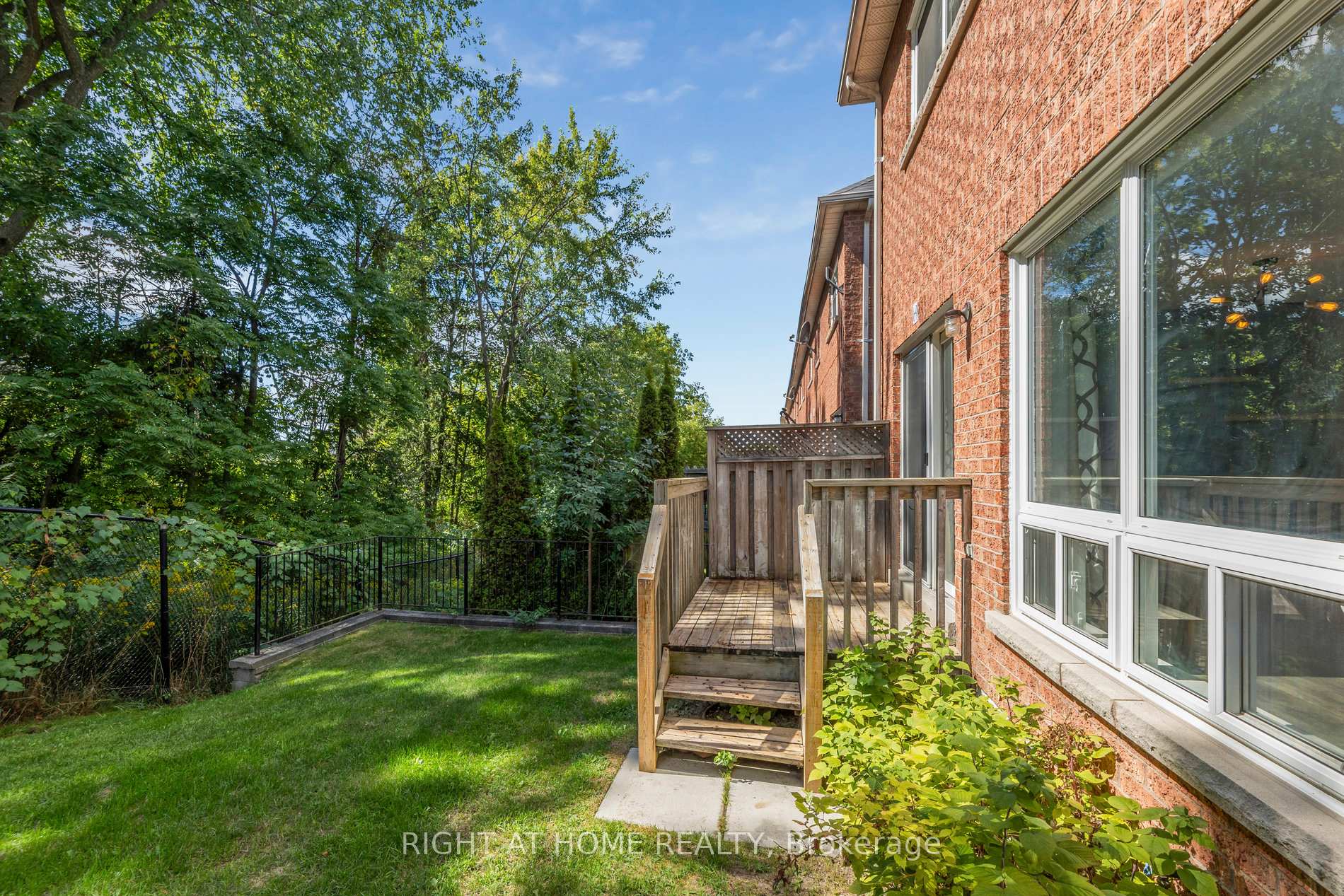 Photo 37 of 69 Torr Lane, Ajax, Central — HOMEH