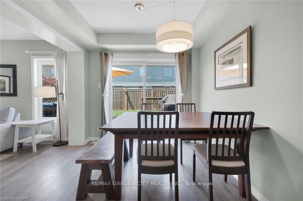 Photo 16 of 66 Odonnel Drive, Hamilton, Binbrook — HOMEH