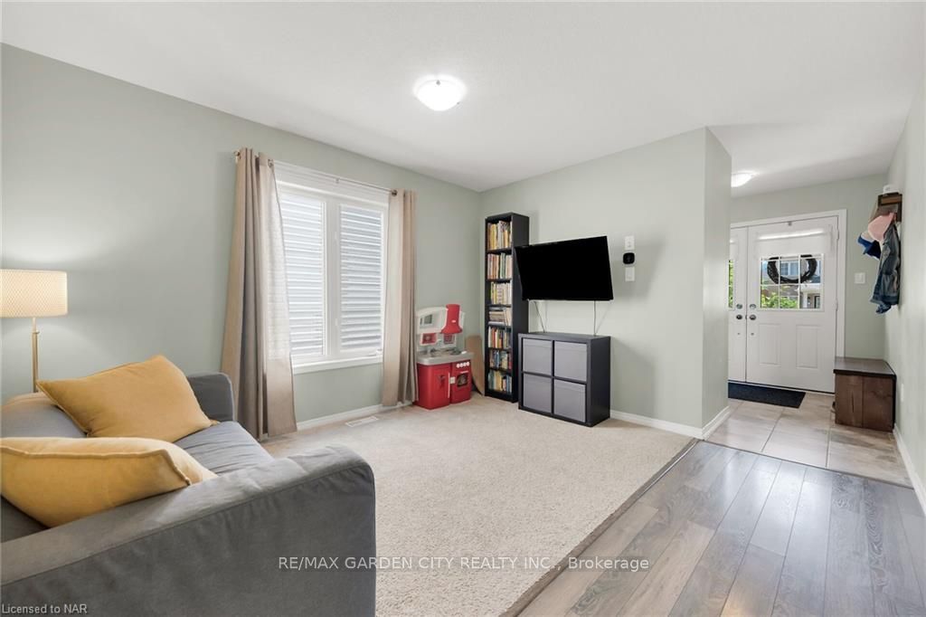 Photo 7 of 66 Odonnel Drive, Hamilton, Binbrook — HOMEH