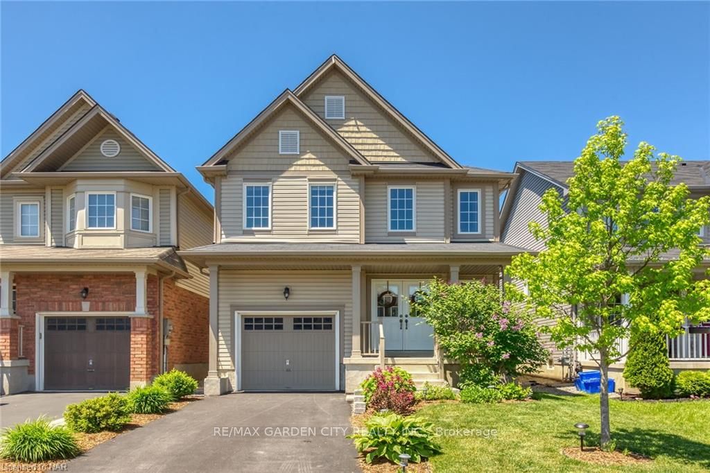 Photo 3 of 66 Odonnel Drive, Hamilton, Binbrook — HOMEH
