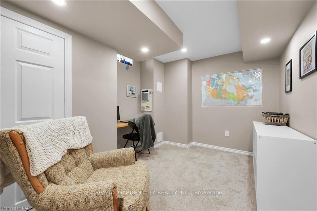 Photo 32 of 66 Odonnel Drive, Hamilton, Binbrook — HOMEH