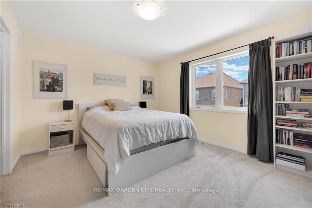 Photo 23 of 66 Odonnel Drive, Hamilton, Binbrook — HOMEH