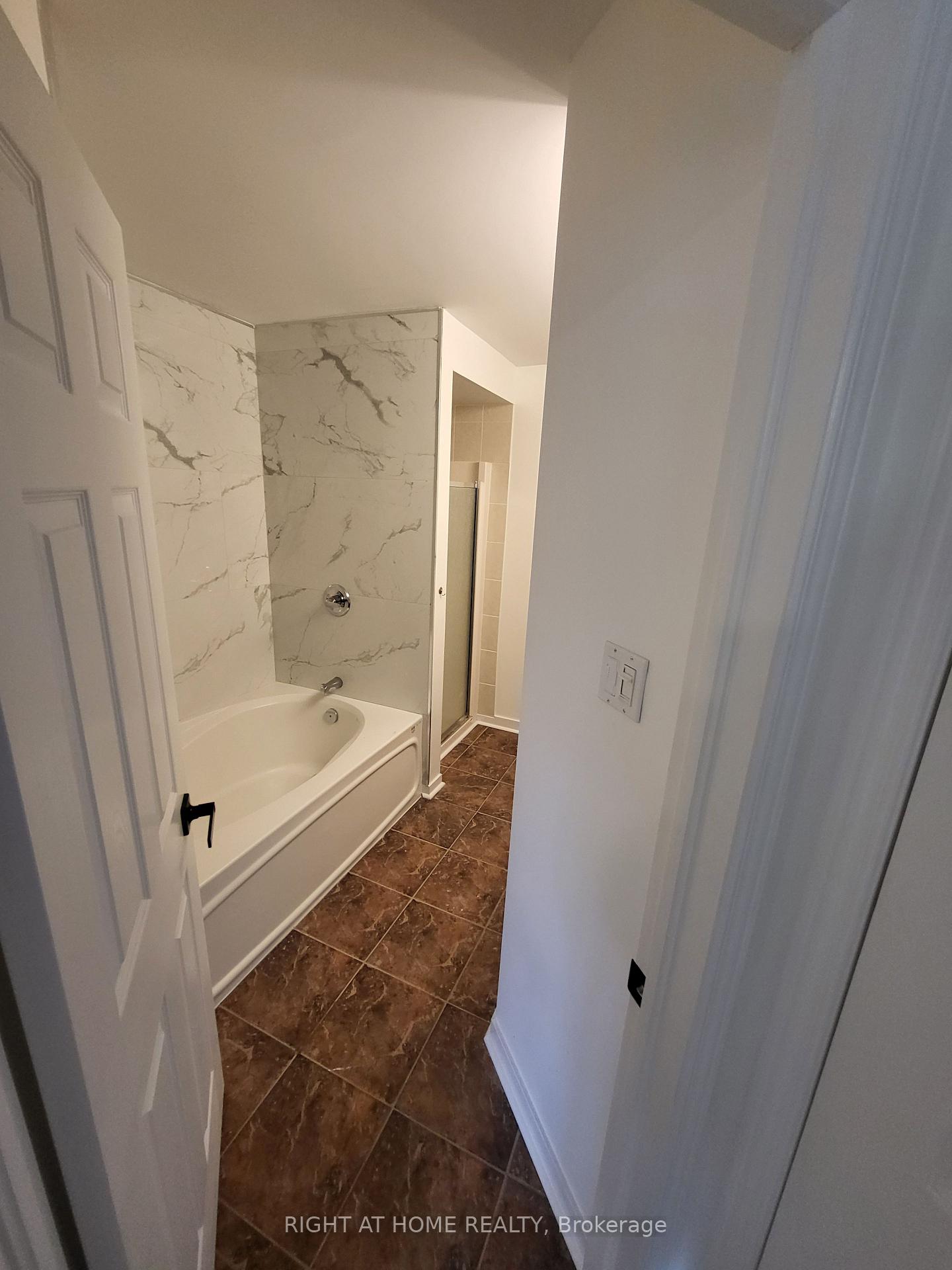 Photo 13 of 787 Everton Way, Ottawa, Riverside South/Gloucester Glen — HOMEH